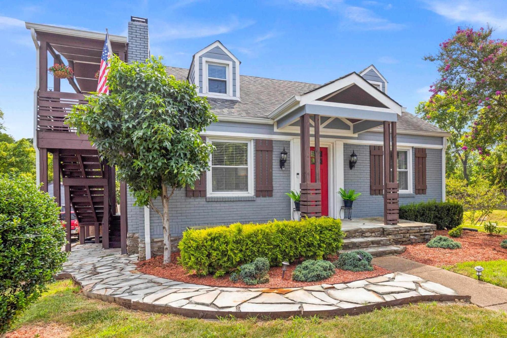 Cozy Close To Opry & Downtown Large Deck Nashville