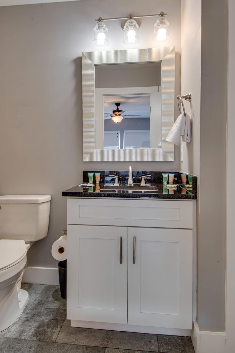 Side By Side Townhomes In East Holiday home *