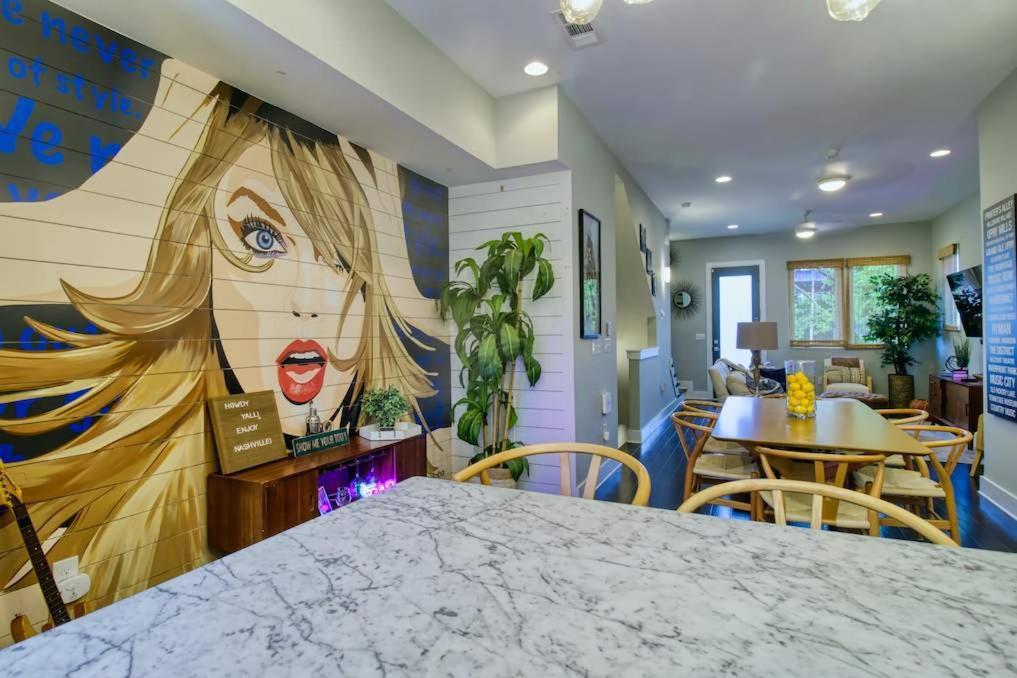 Luxury 3 Bed Close To Downtown