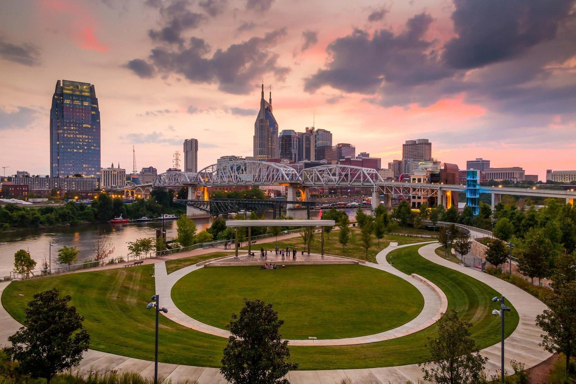 Trendy For 4 With Community Pool Holiday home Nashville