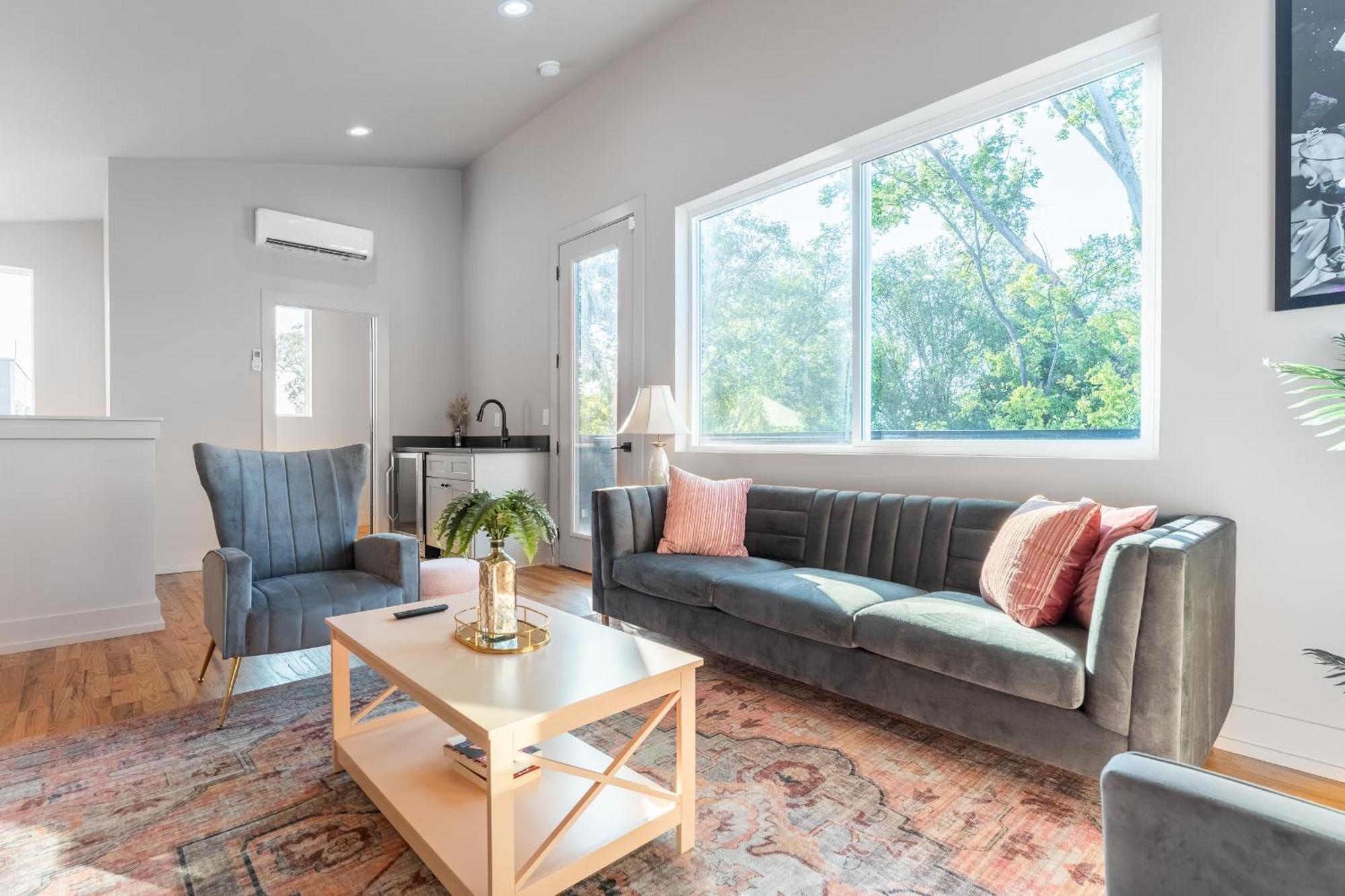 The Vault Royale By Local Nashville