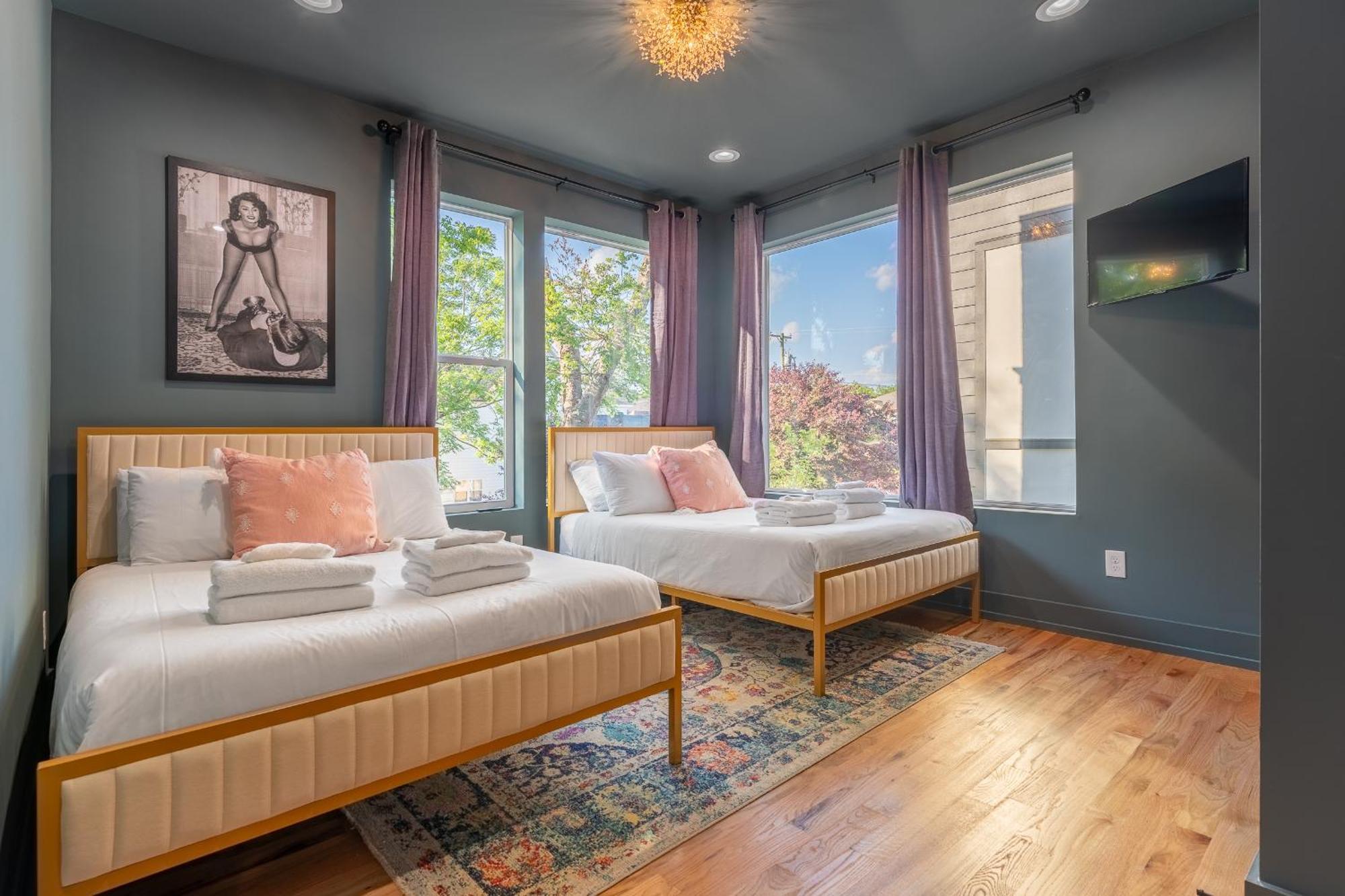 Holiday home The Vault Royale By Local Nashville