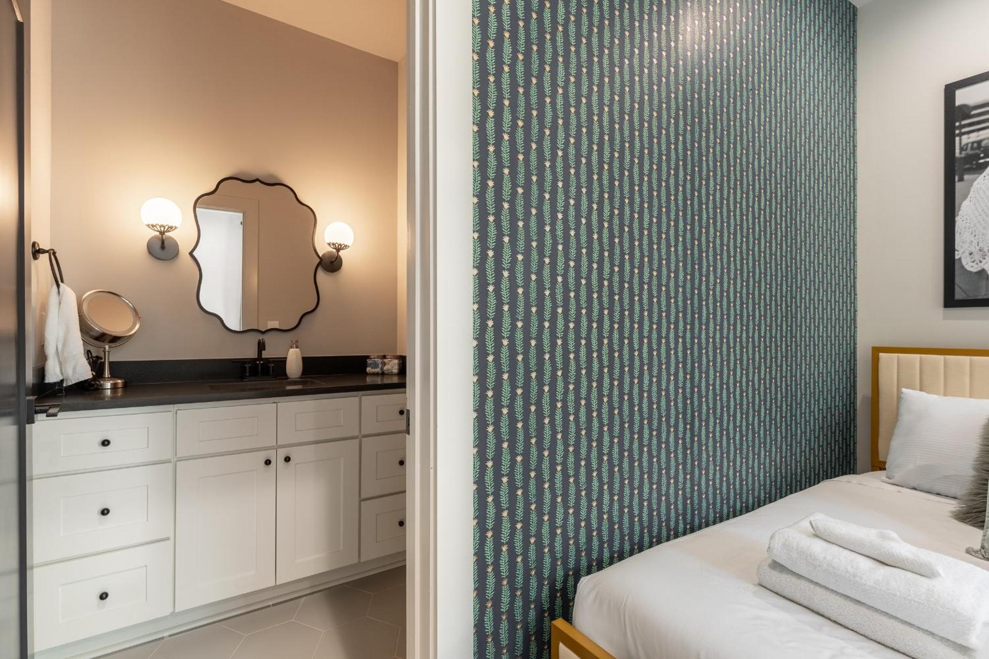 Holiday home The Vault Royale By Local Nashville