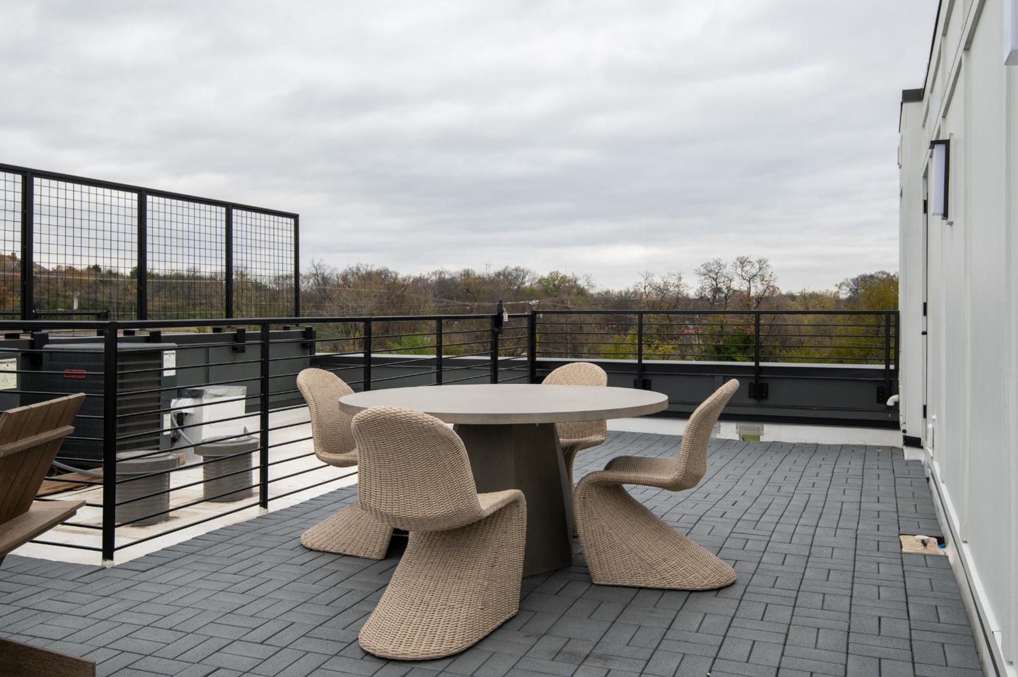 Rosalie & Remi At The Lucy By Local Holiday home *