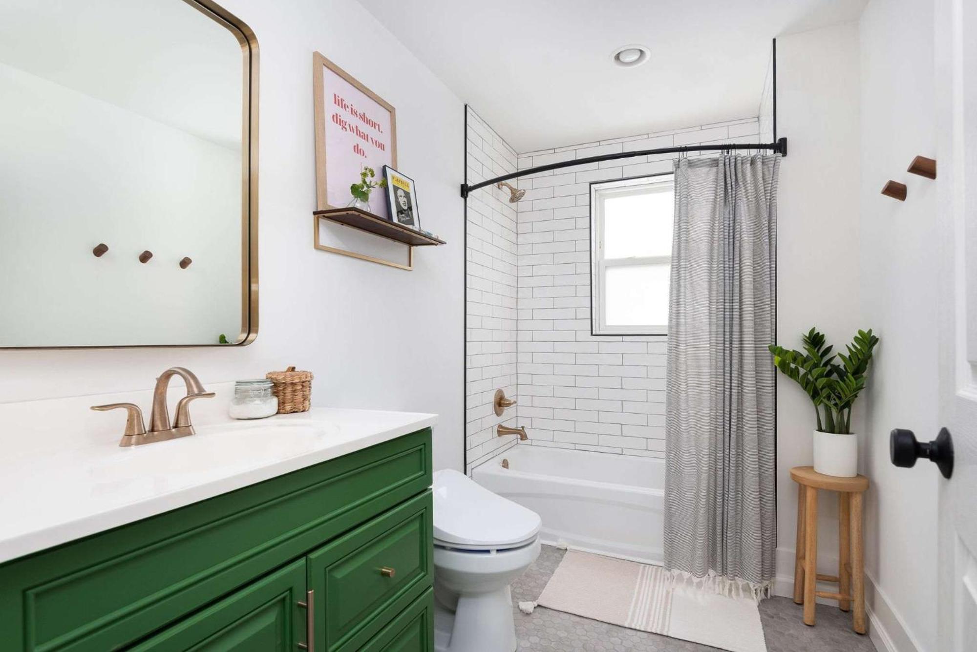 Dolly Johnny Willie Inspired 5 Min From Nashville