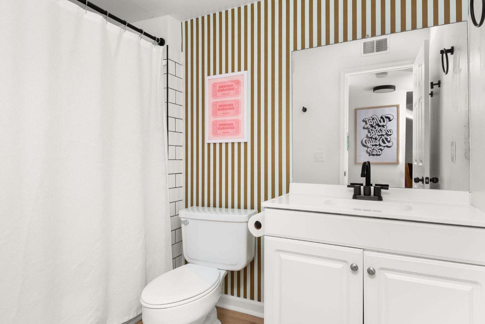 Apartment Dolly On Music Row Sleeps 12 *