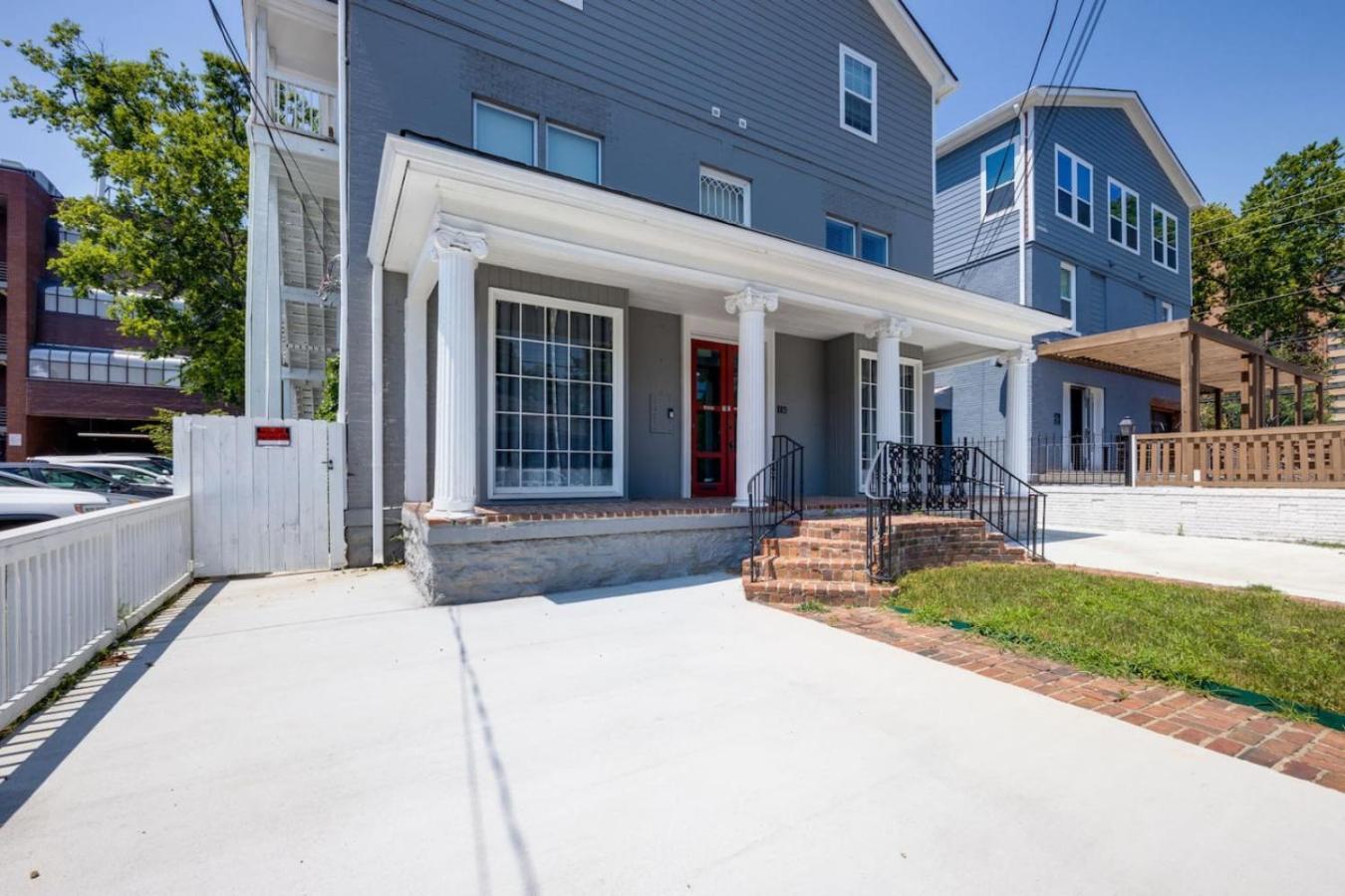 28th Ave Haven Near Everything Apartment *