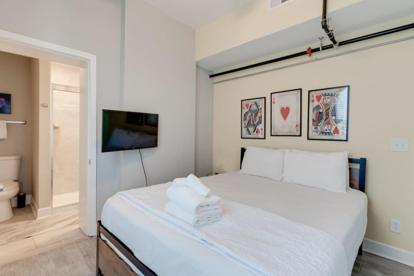 Parthenon Getaway - 2bdrm Apartment *