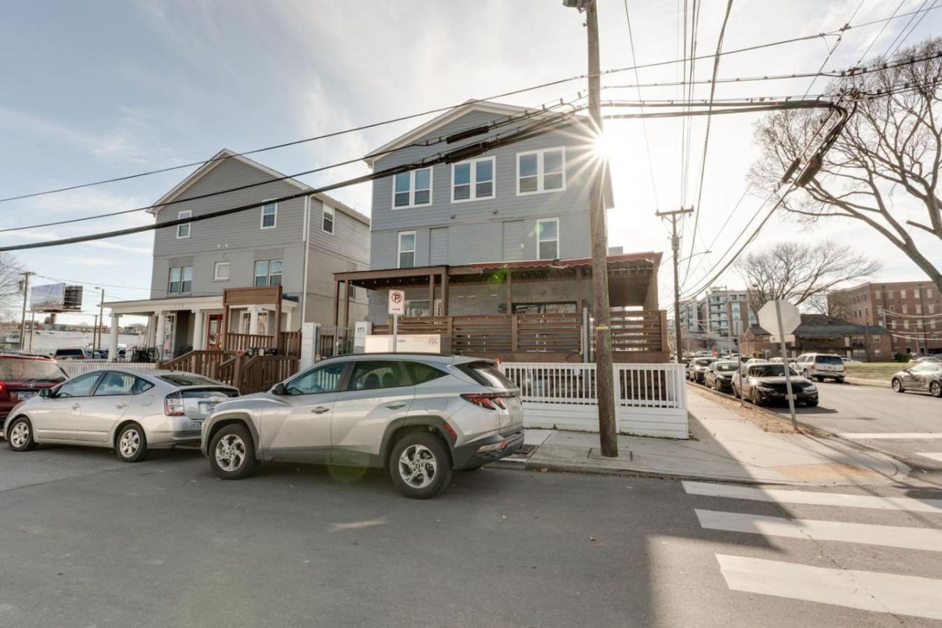 Parthenon Getaway - 2bdrm Apartment *