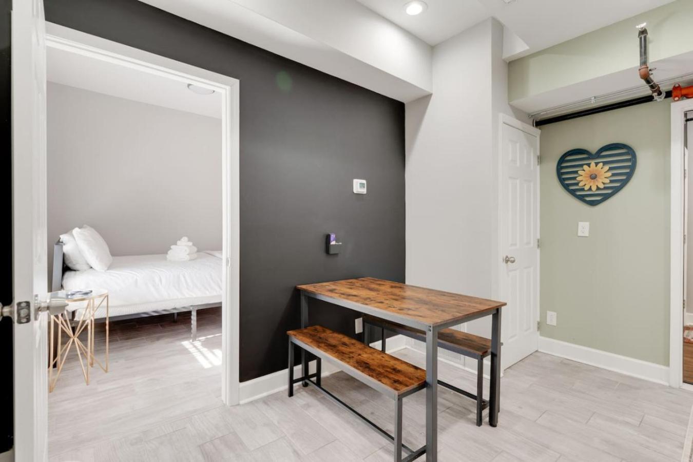 Parthenon Getaway - 2bdrm Apartment *