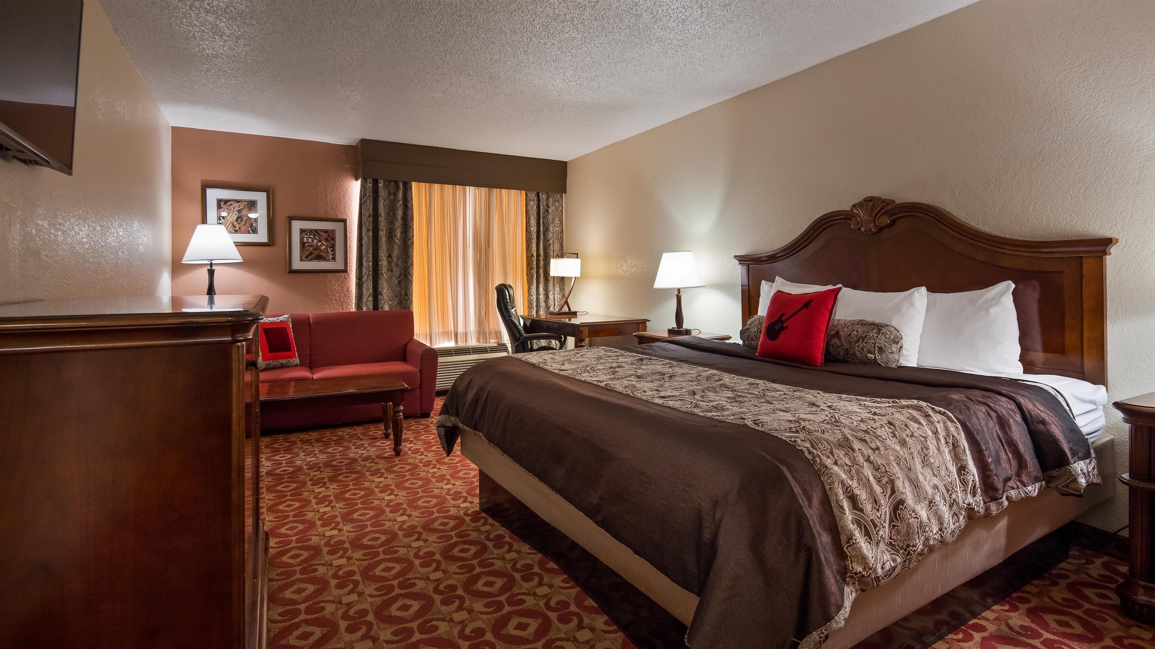 Western Downtown Music Row Hotel 3*