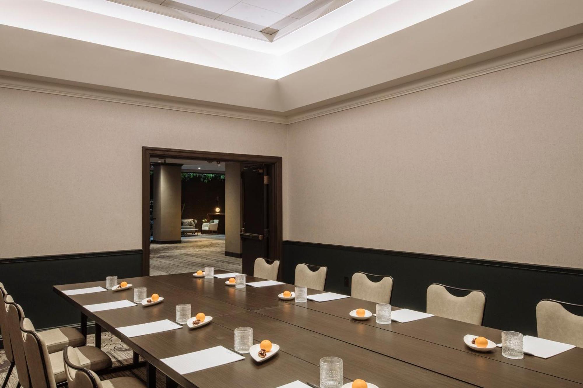 Hotel Loews At Vanderbilt Plaza