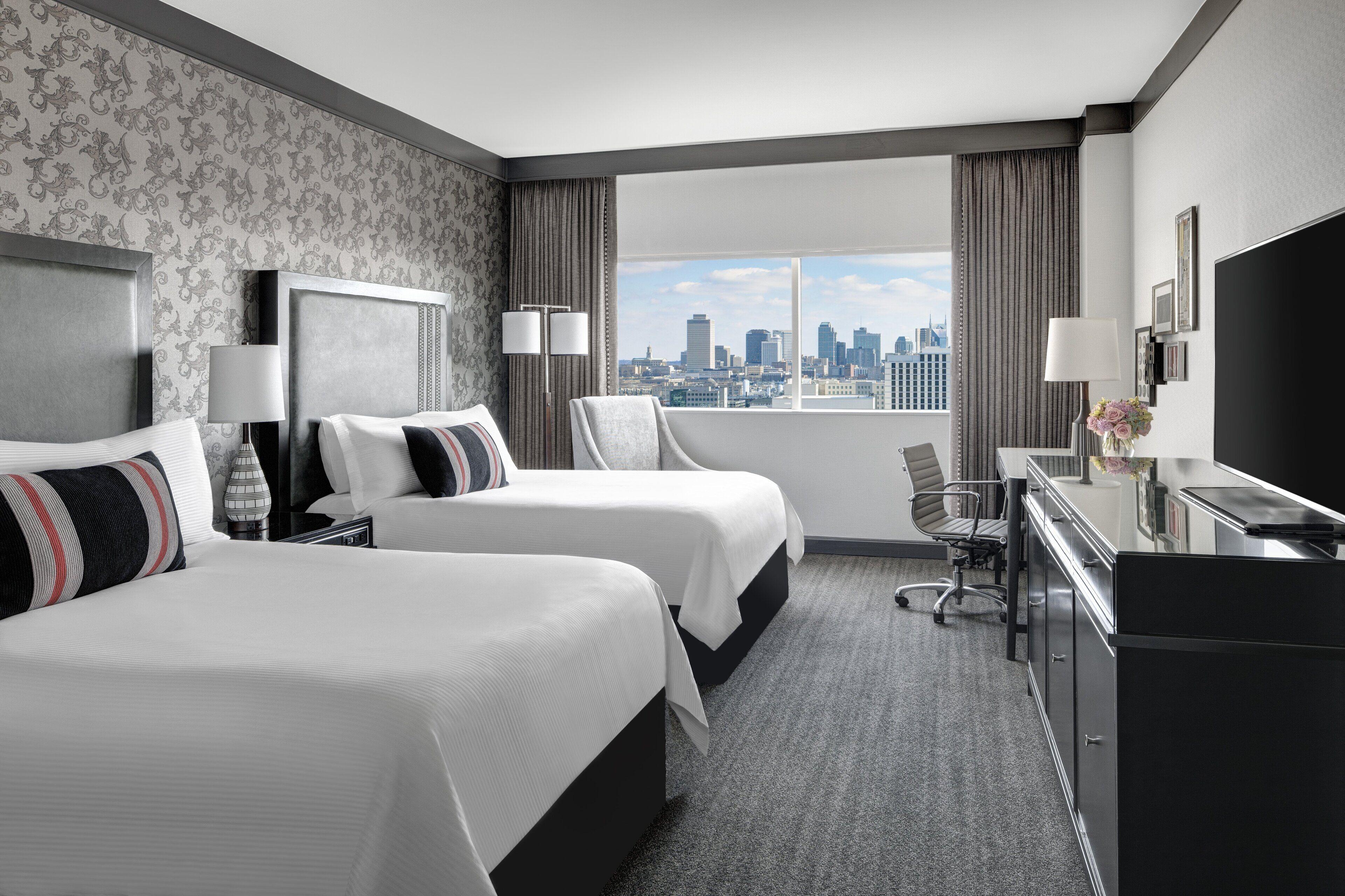 Loews At Vanderbilt Plaza Hotel 4*