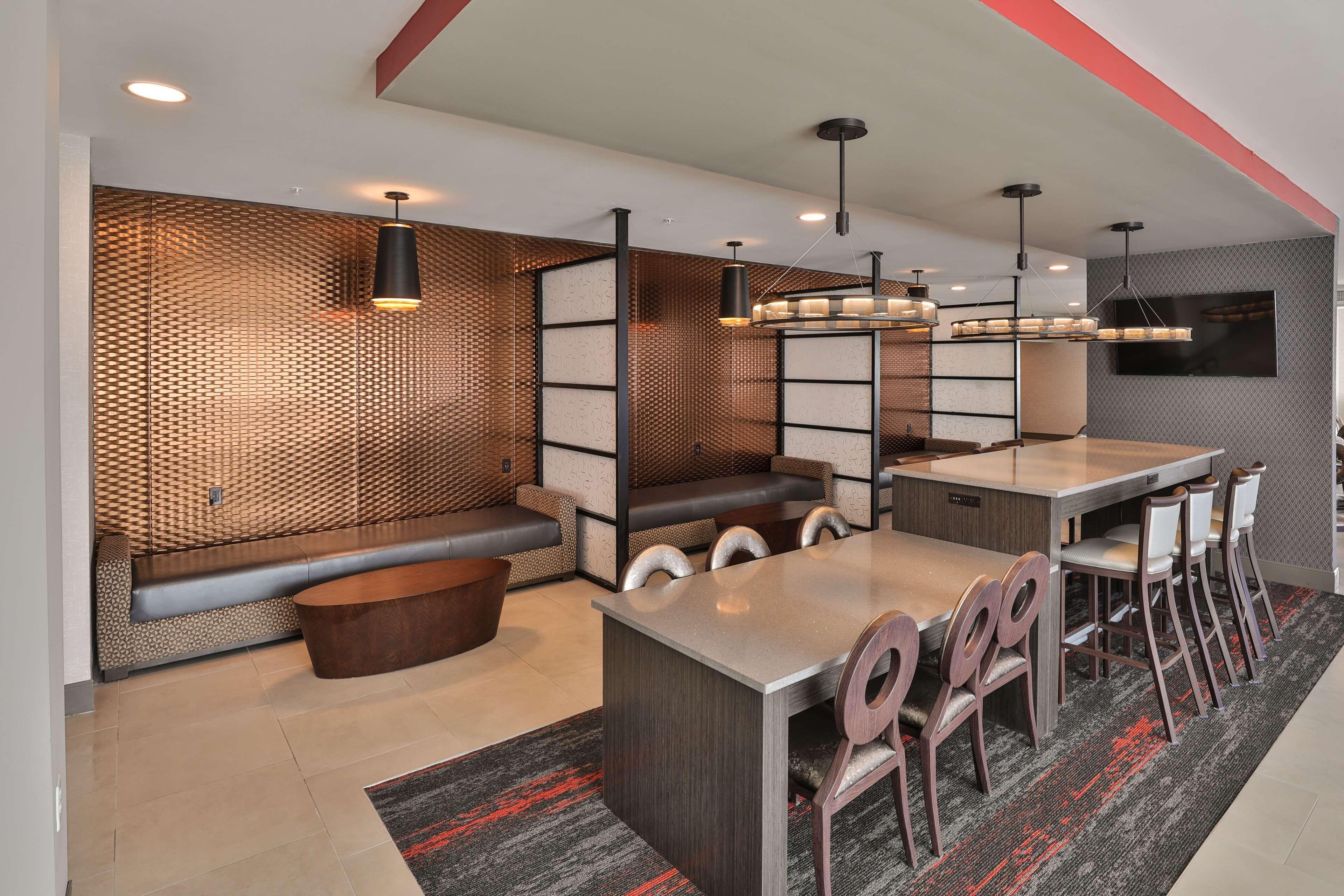 Hotel Western Executive Residency 3*