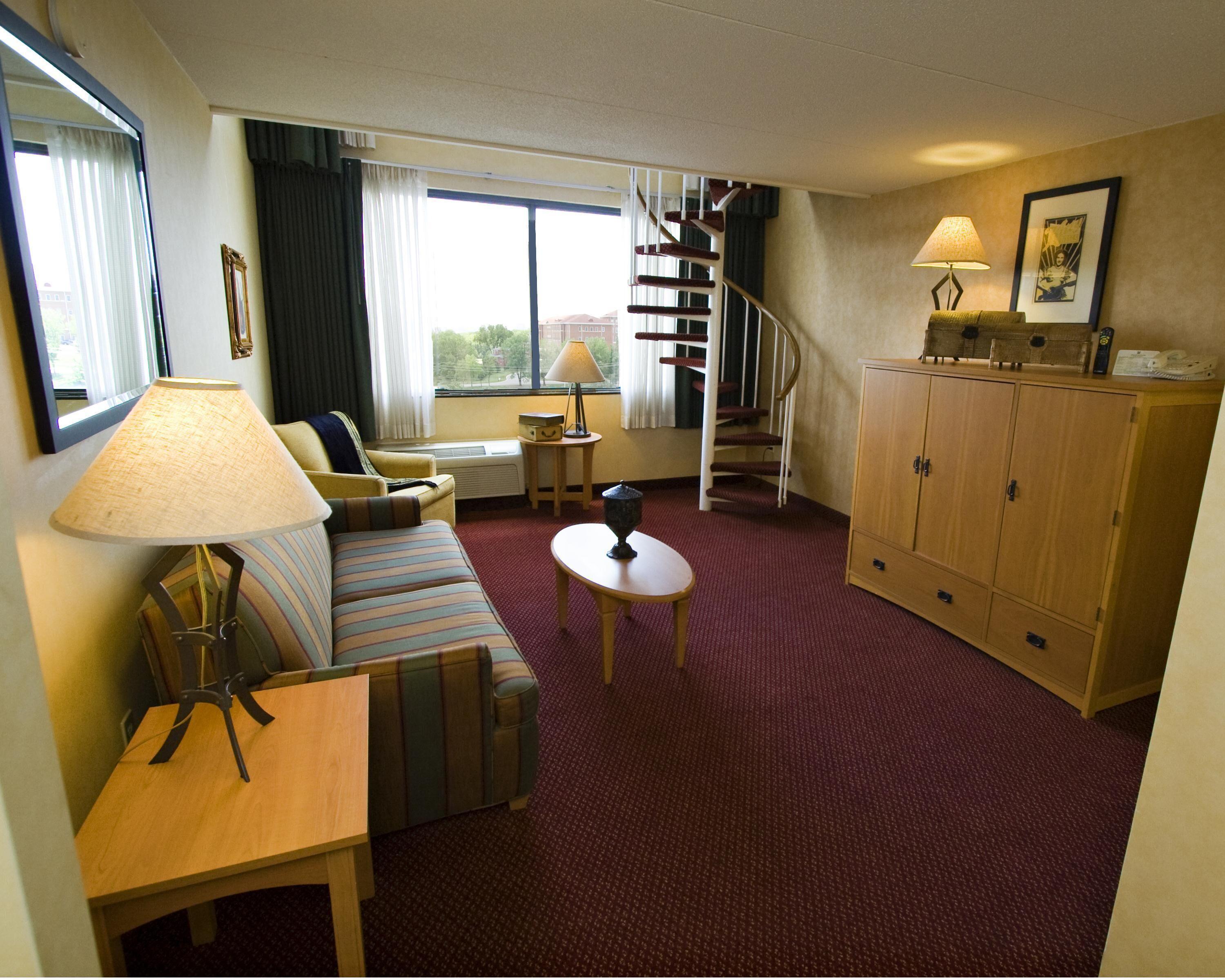 Millennium Maxwell House Hotel 3*