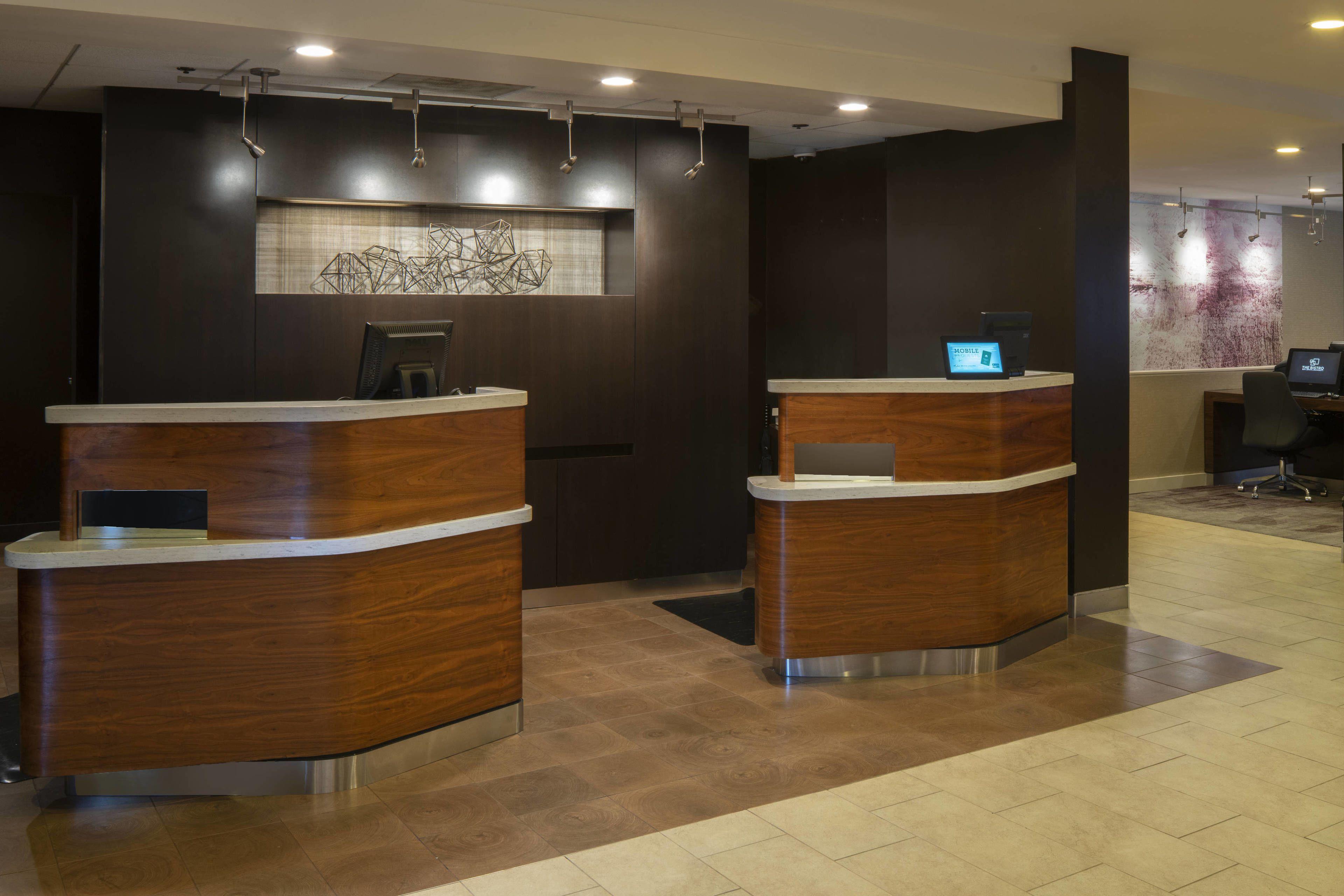 Courtyard By Marriott Airport Hotel 3*