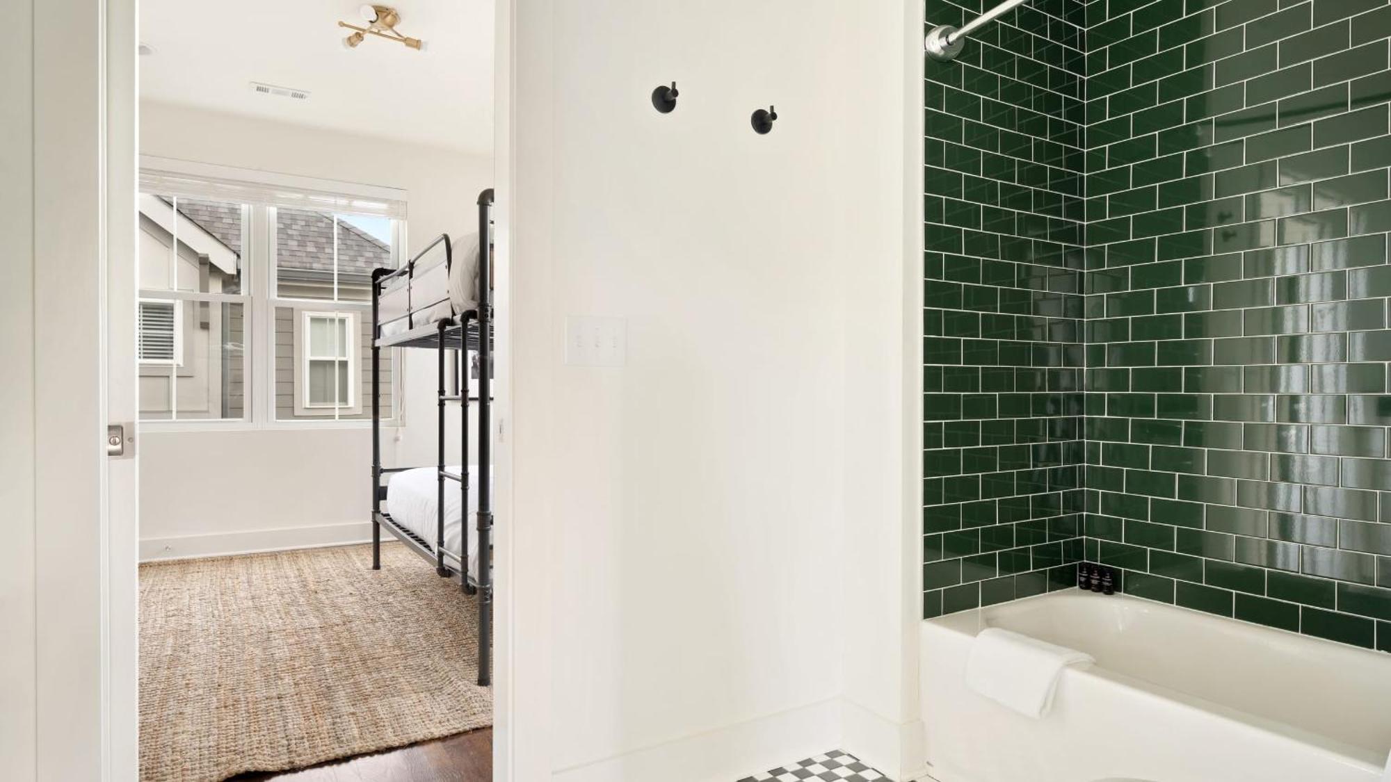 Hart Buyout 1 By Avantstay Two Town House Buyout W Modern Amenities In Holiday home