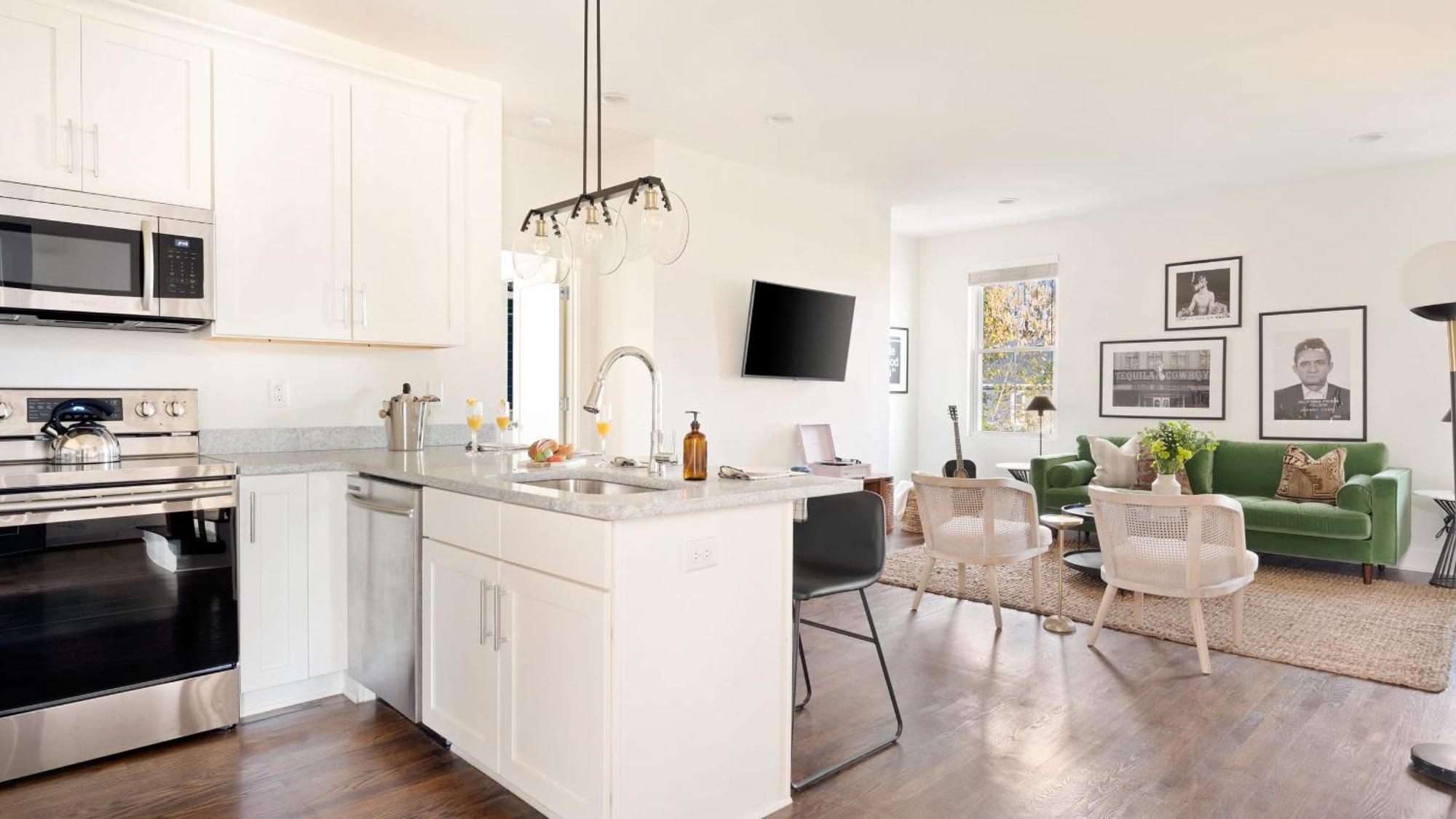 Hart 9 By Avantstay Gorgeous Town House W Modern Amenities In Apartment