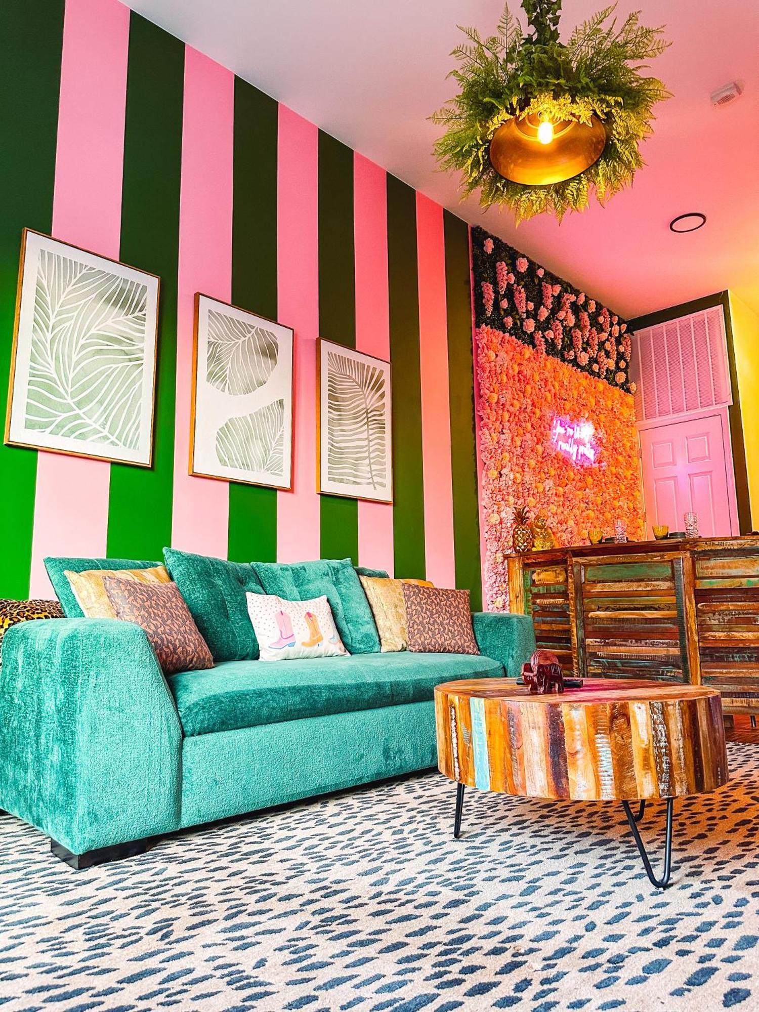 Dreaming With Dolly - Luxe Near Broadway Holiday home