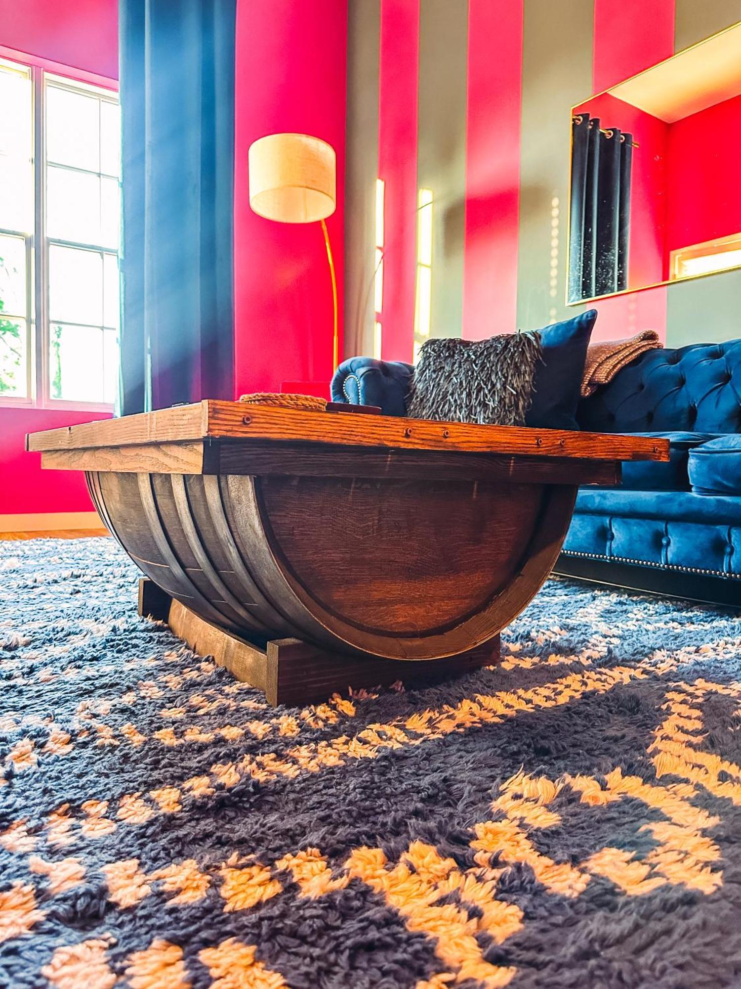 Holiday home Dolly's Yacht Club - Cozy Retreat Near Broadway