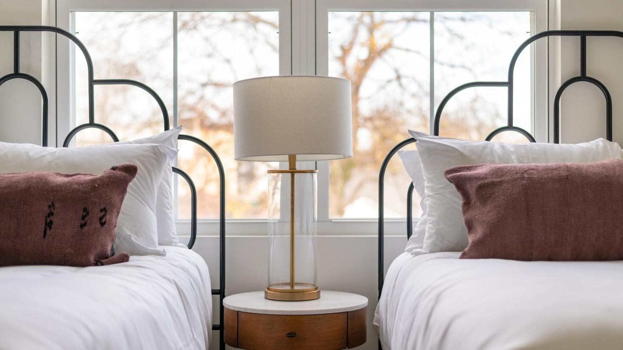 Hart 9 By Avantstay Gorgeous Town House W Modern Amenities In *