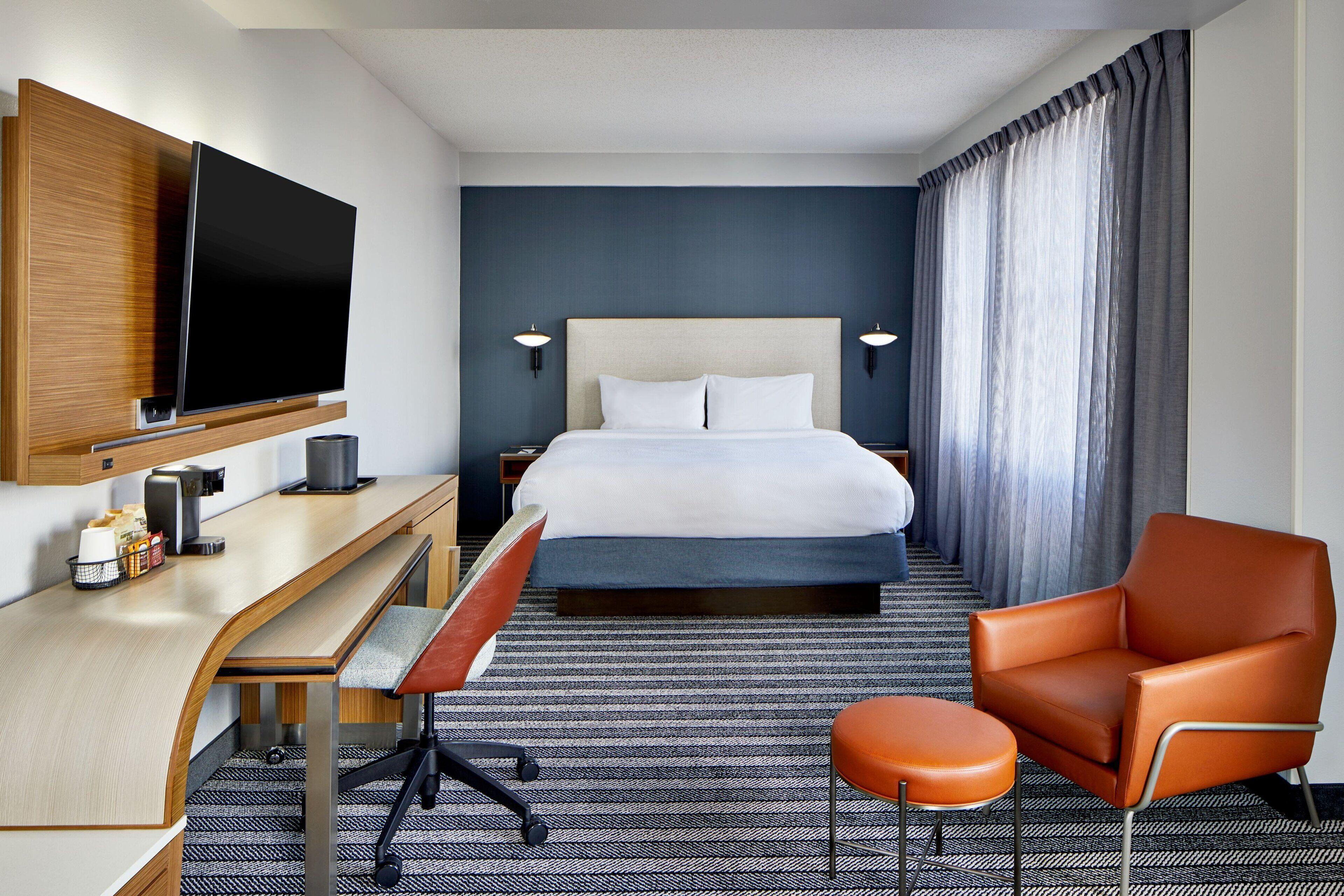 Courtyard By Marriott Downtown Nashville