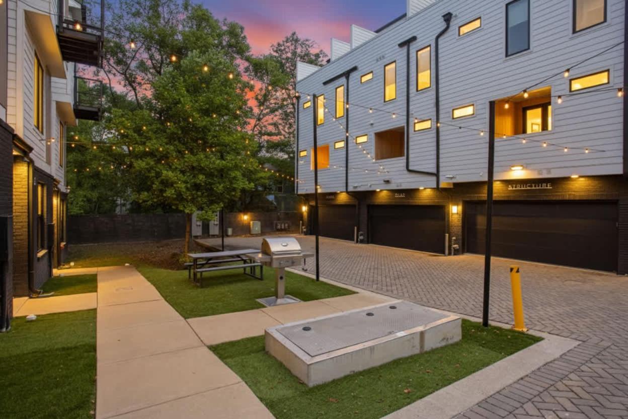 Holiday home Mix At 8th & Argyle Elite Vacation Spot