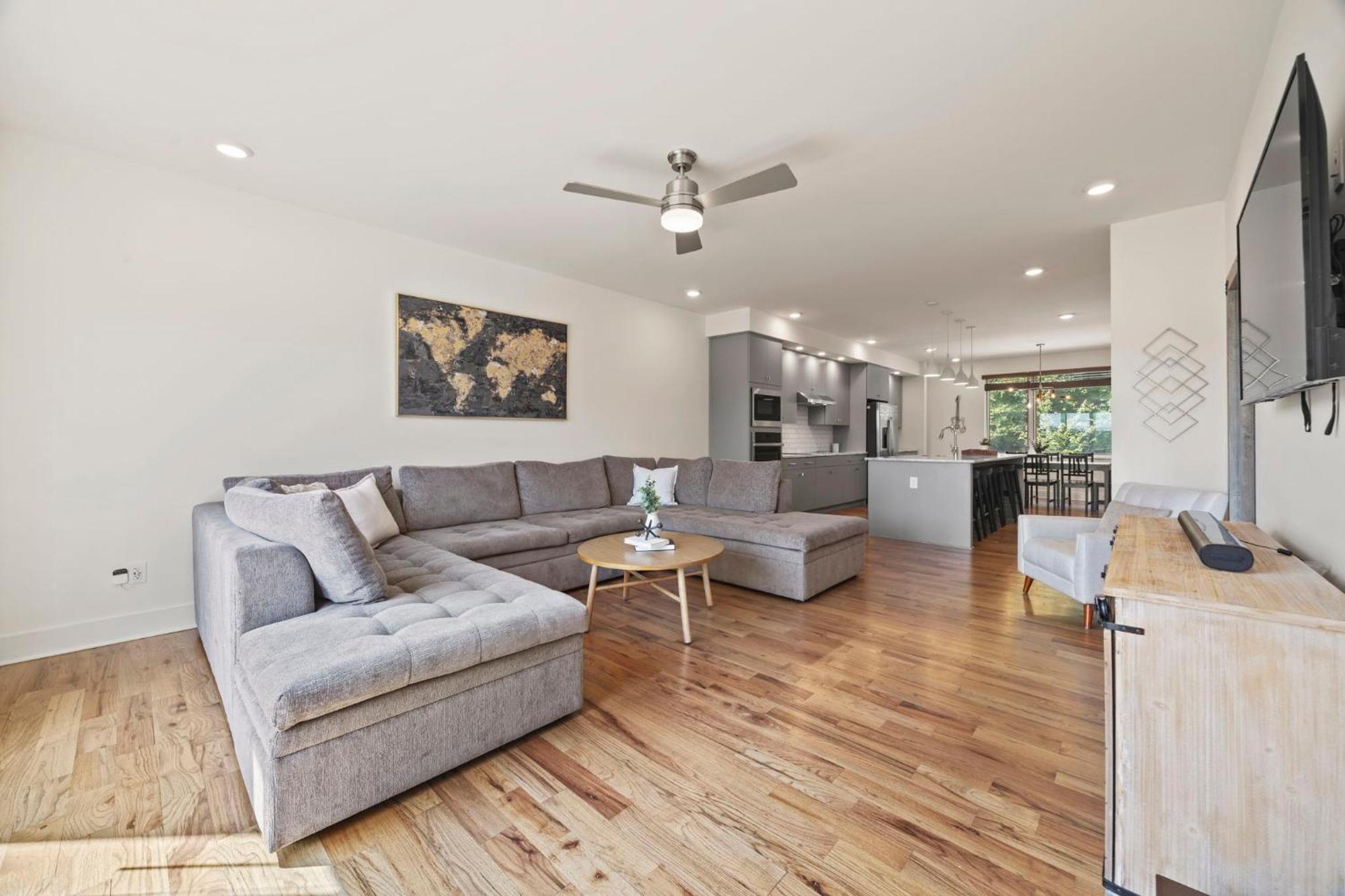 Music Family Retreat - Near Airport, Downtown *