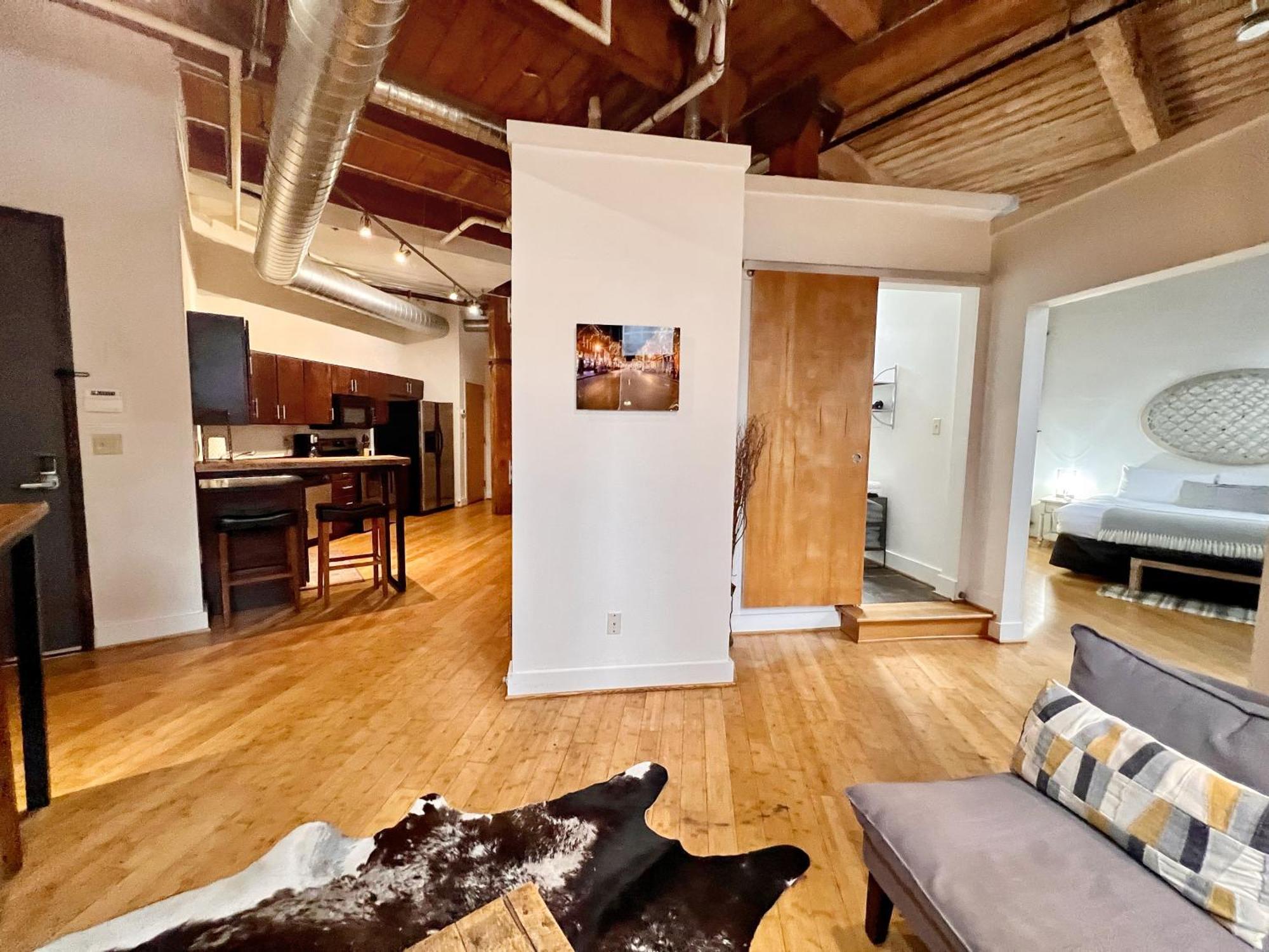 No Show Jones Apartment Nashville