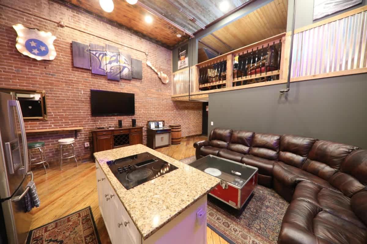 Holiday home Rockstar Mansion By Broadway Nashville