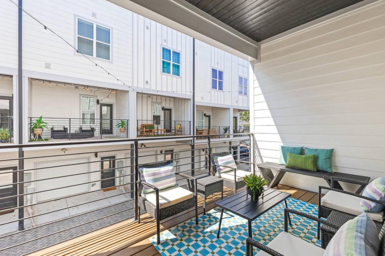 Holiday home Walk To Vanderbilt And Belmont With Garage And Rooftop Deck *
