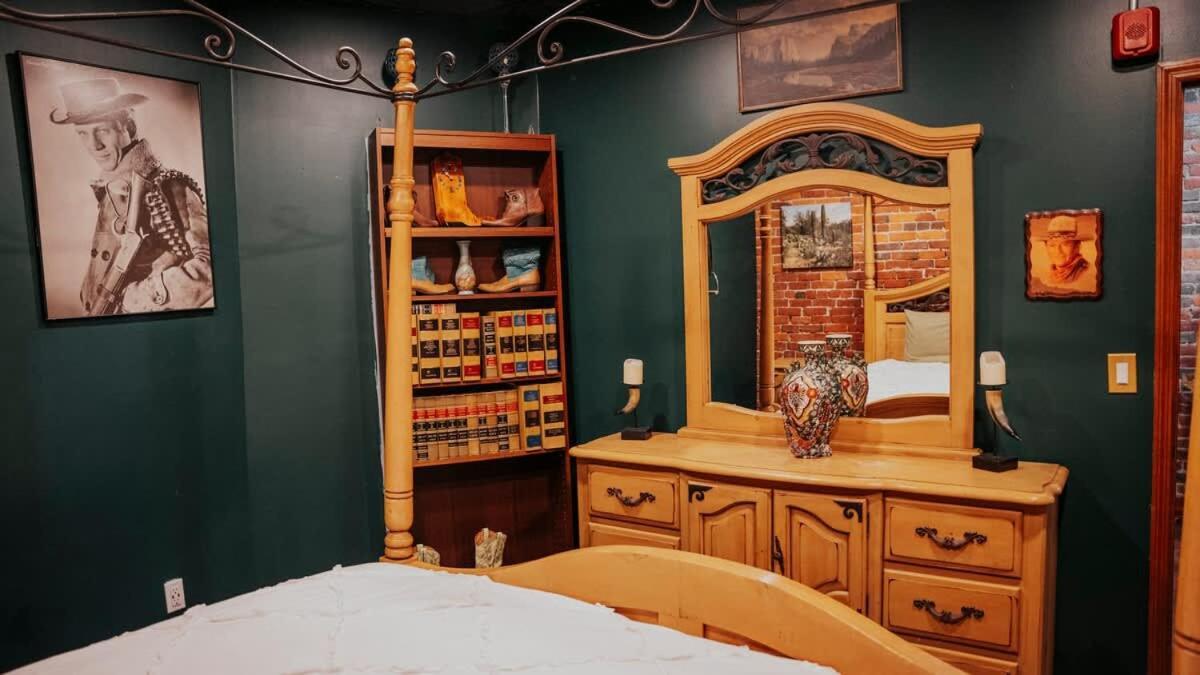 Rockstar Mansion By Broadway Nashville