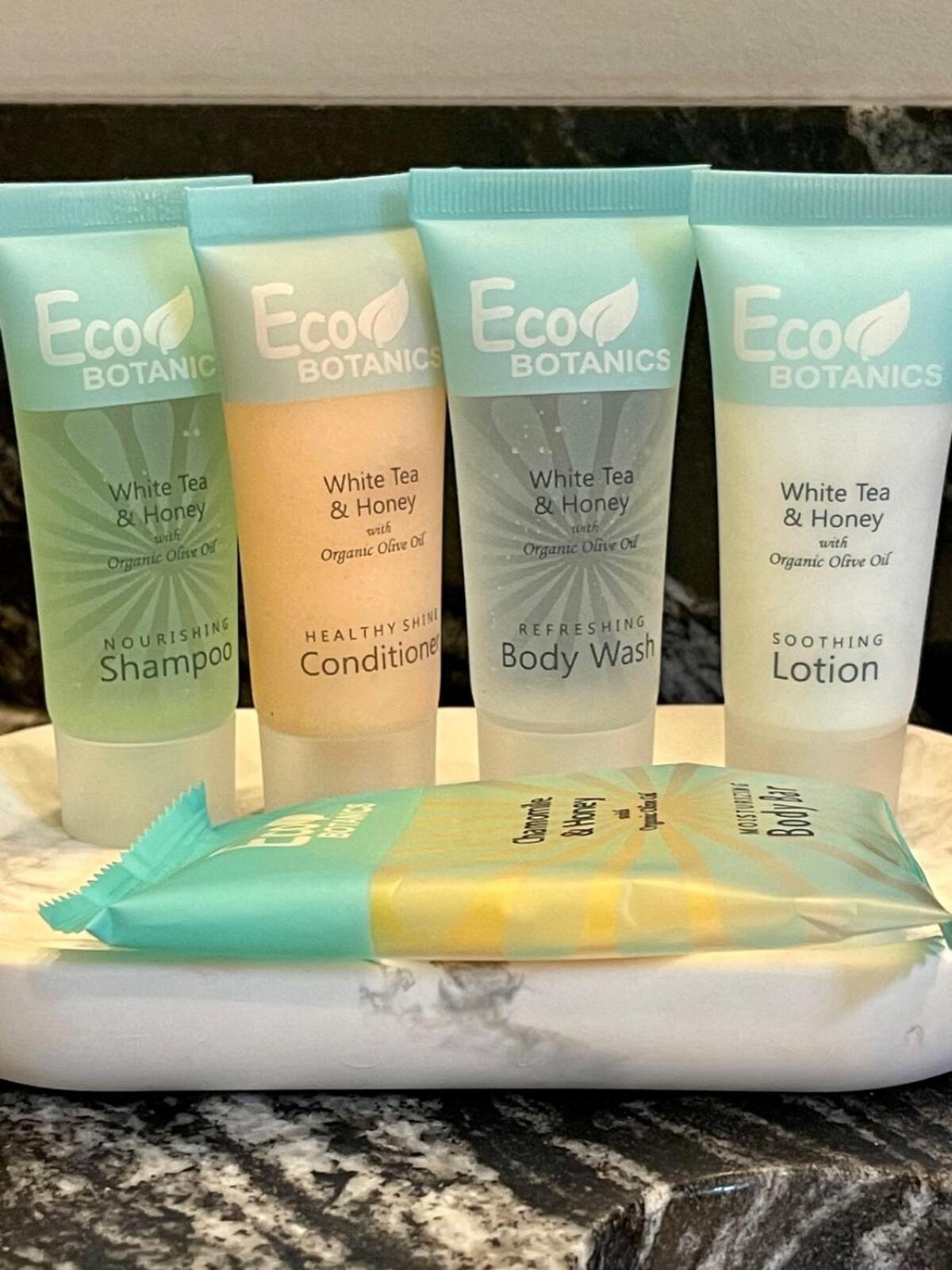 The Jefferson Weekend Haven Prime Location Apartment