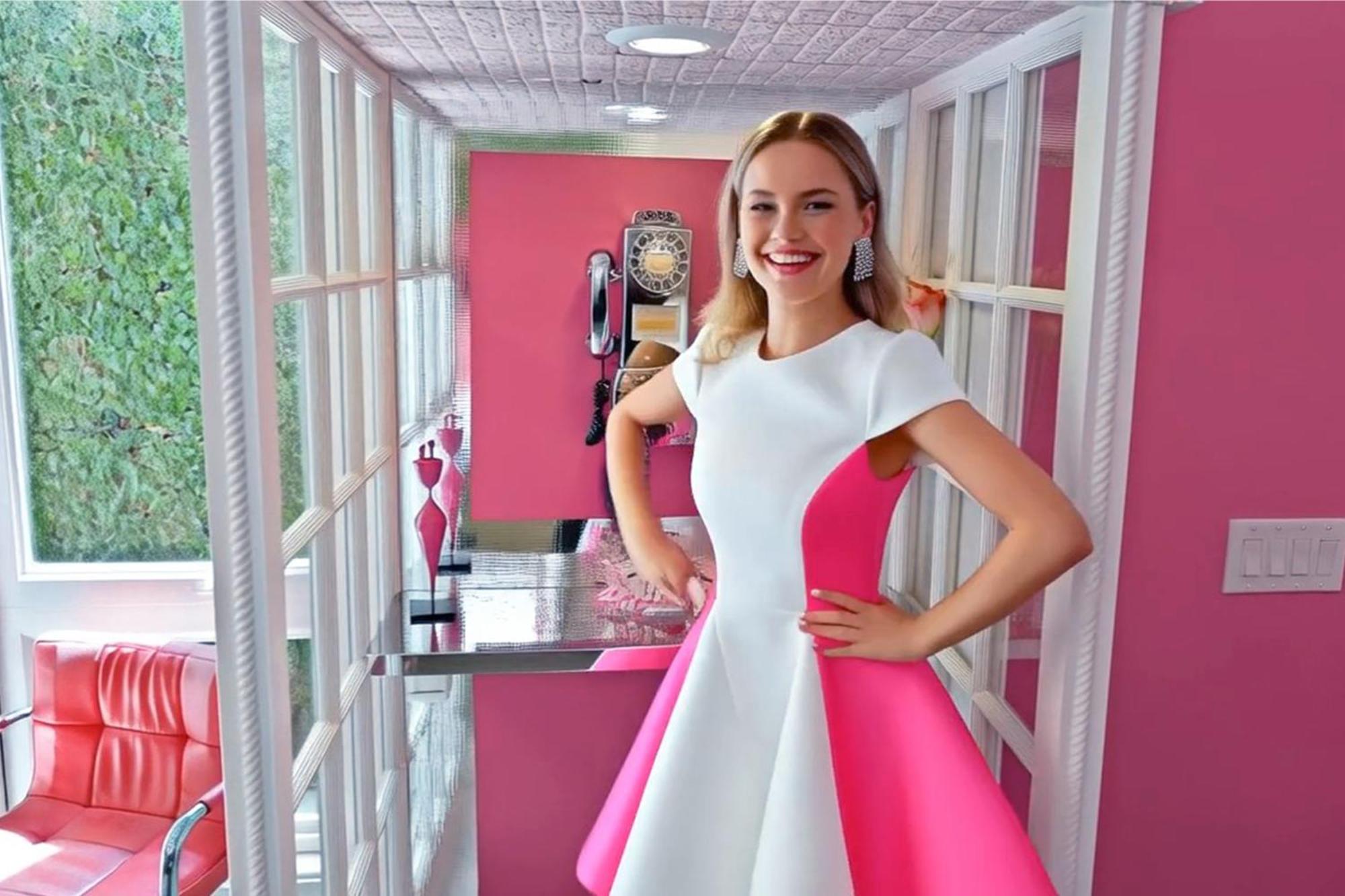 Bachelorette Paradise Pink House Near Broadway