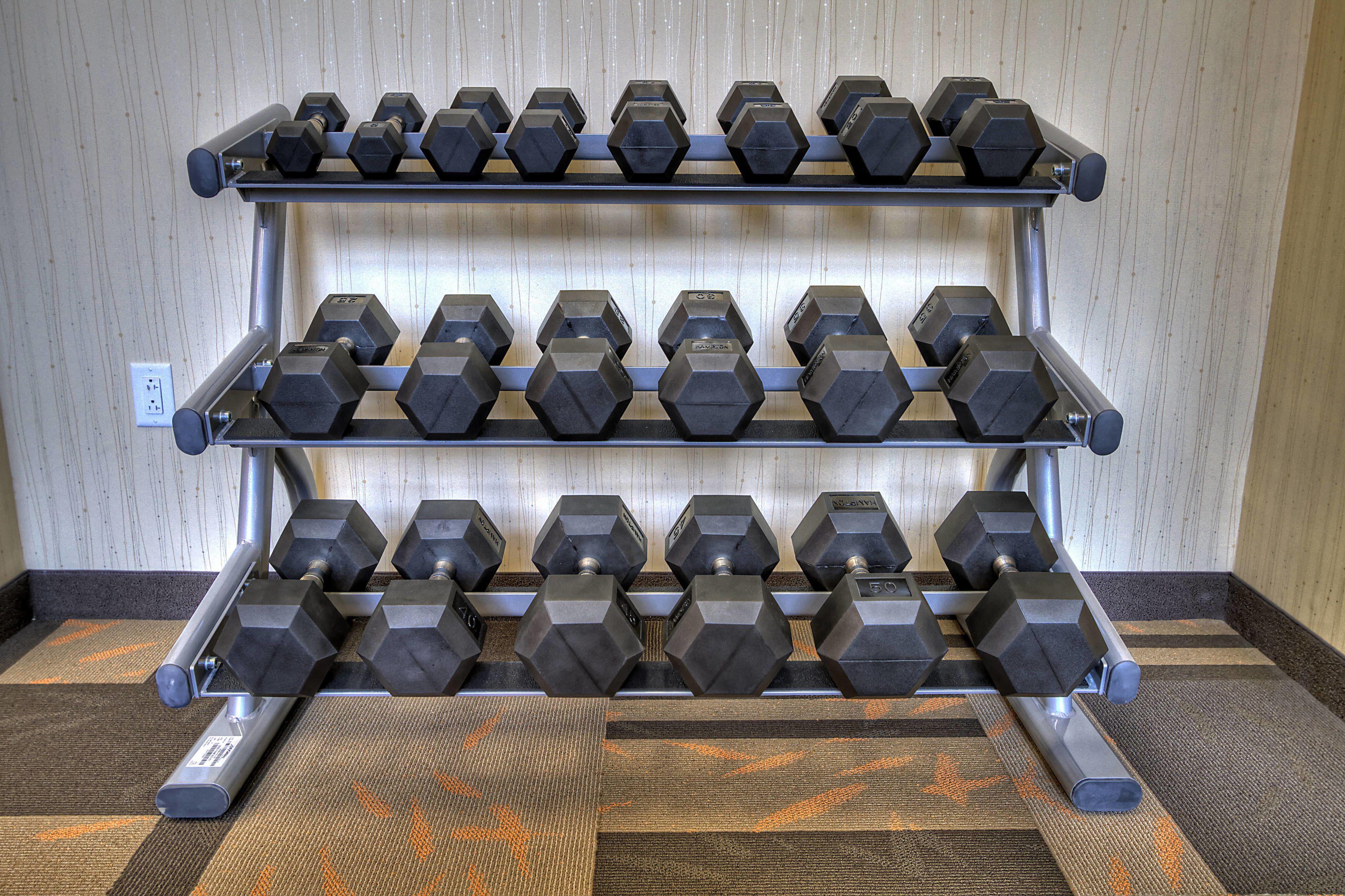 Courtyard By Marriott Hills 3*