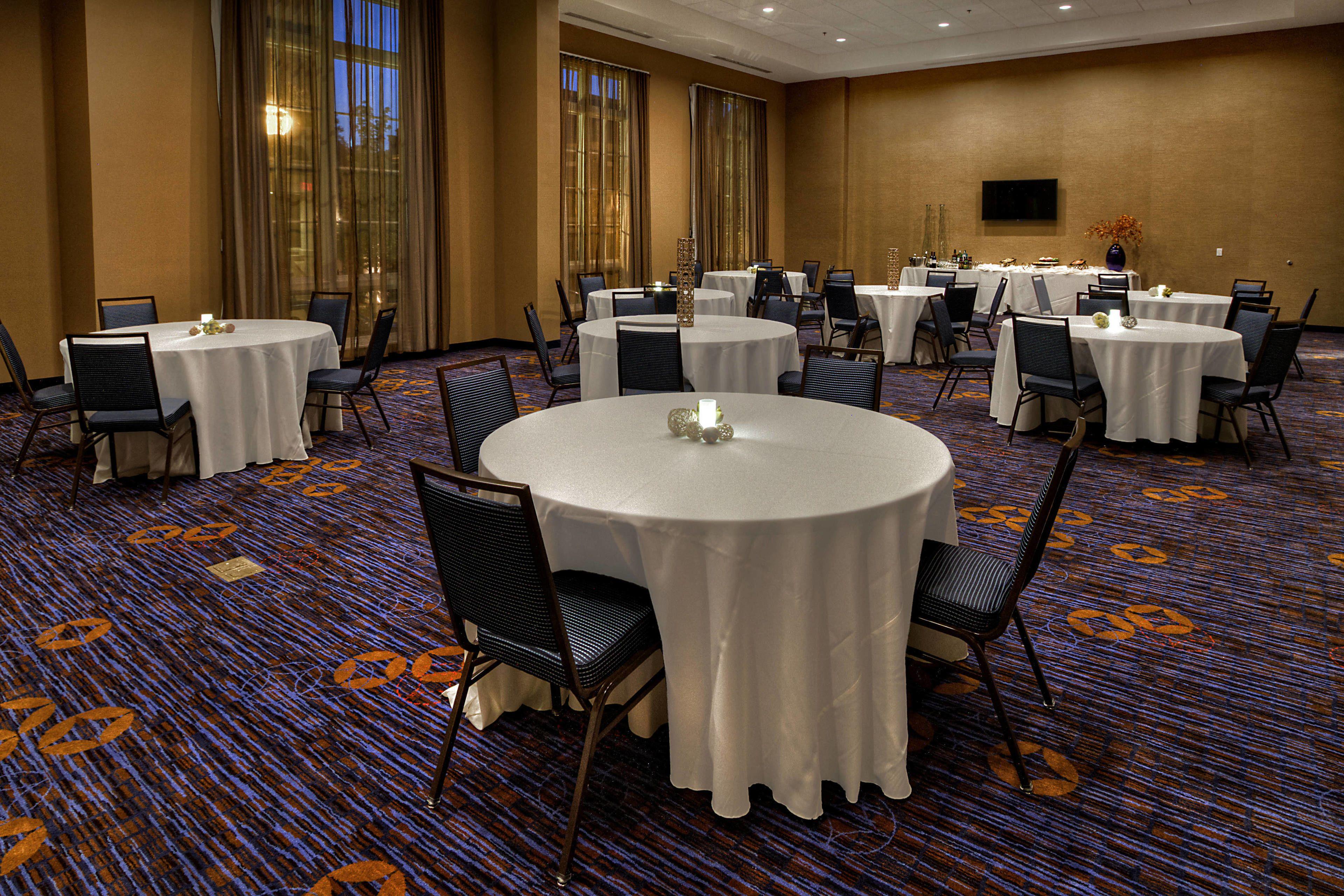 Courtyard By Marriott Hills Hotel Nashville