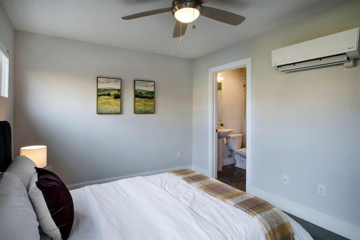 The Wild Fern B * Nashville