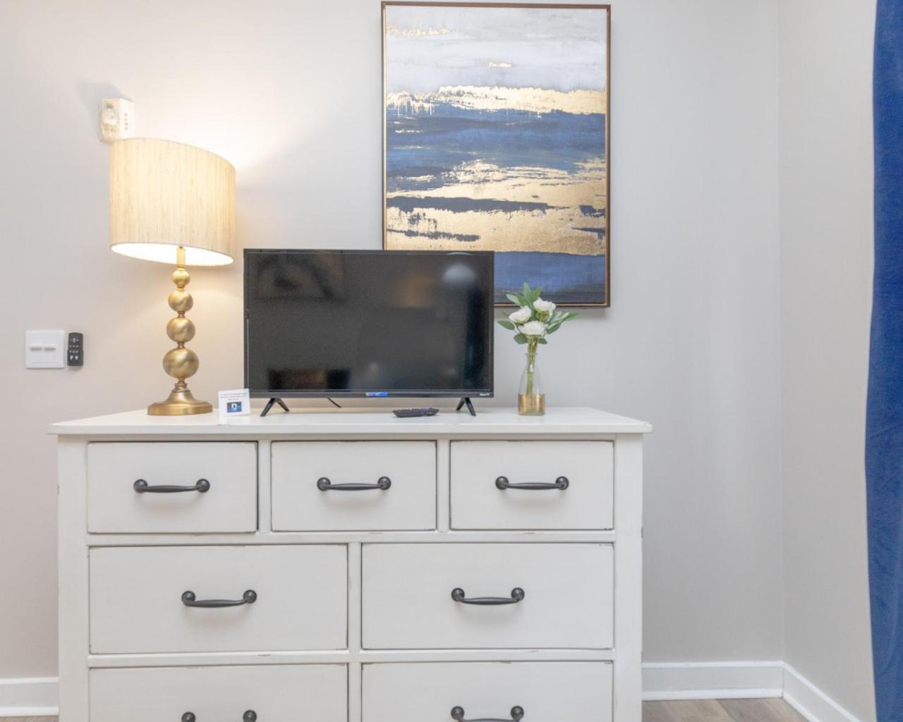 Luxurious Downtown 2 Bedroom 2 Bath With Views 1m Nashville