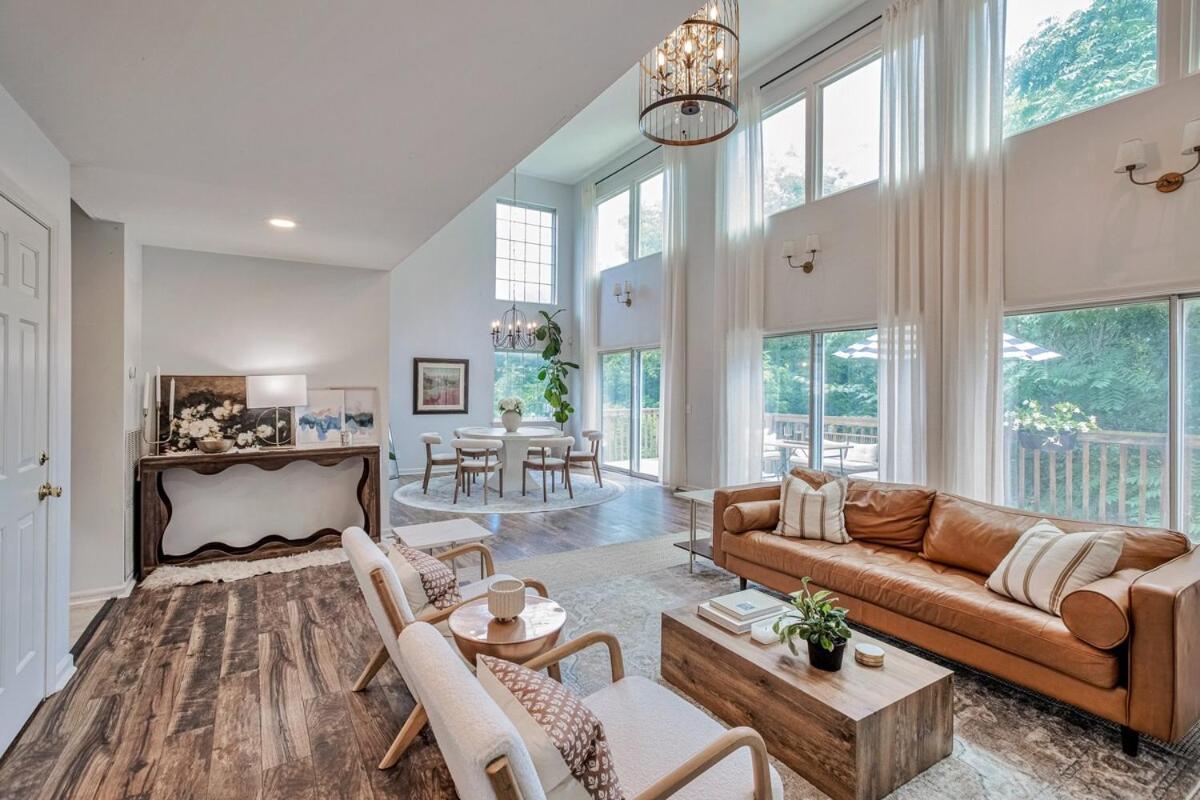 Holiday home Group Haven Retreat- 2 Min To Lake! 15 Min To Dt! *