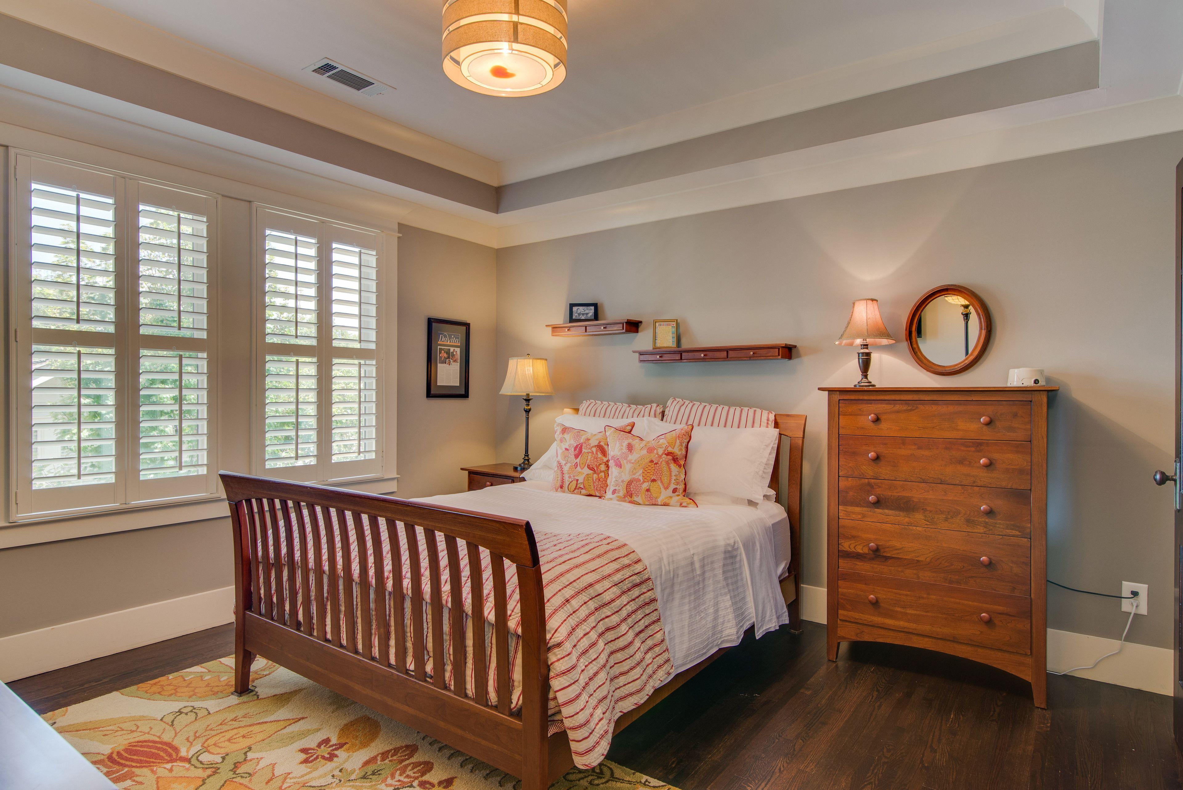 Caroline House Historic