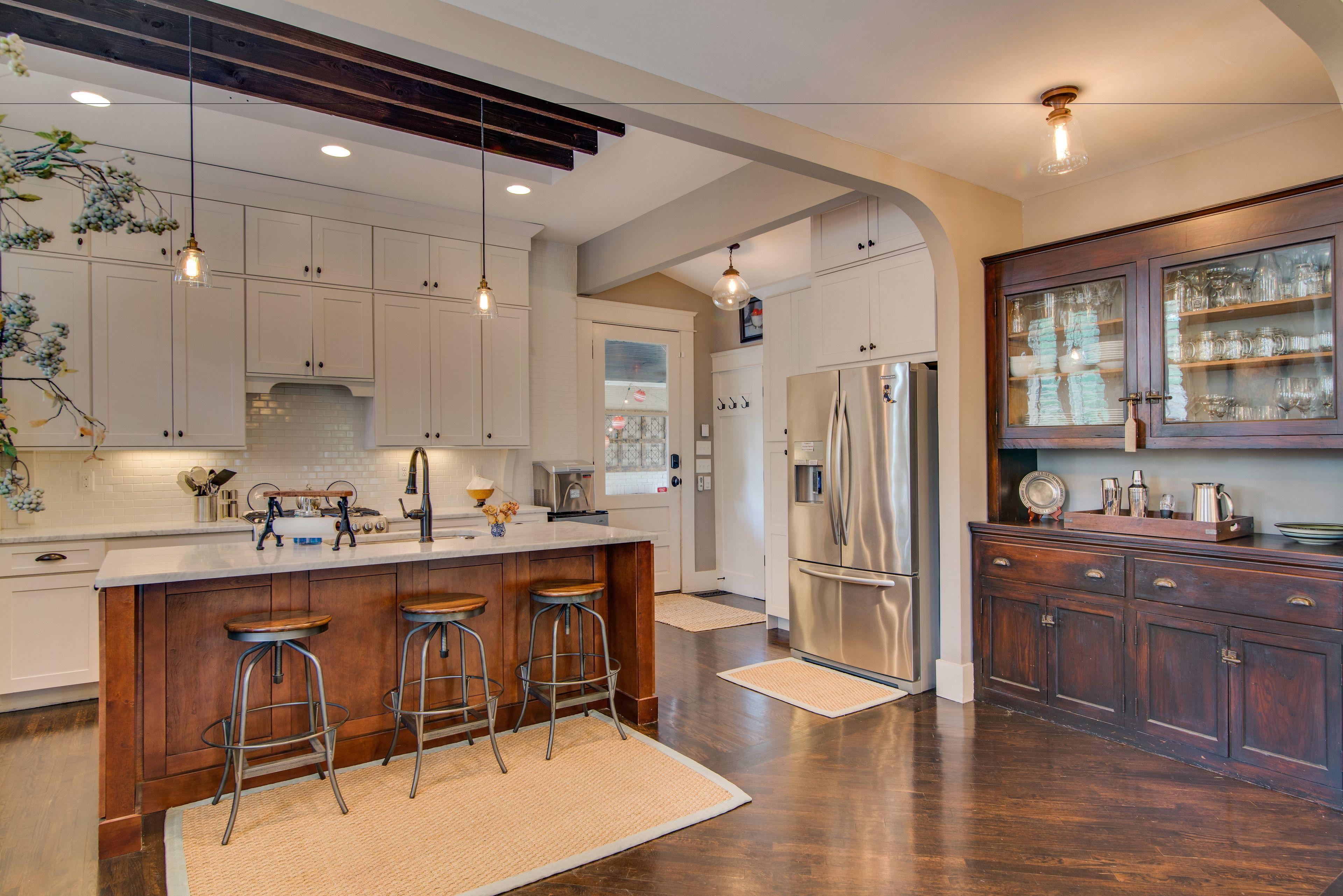 Bed & Breakfast Caroline House Historic