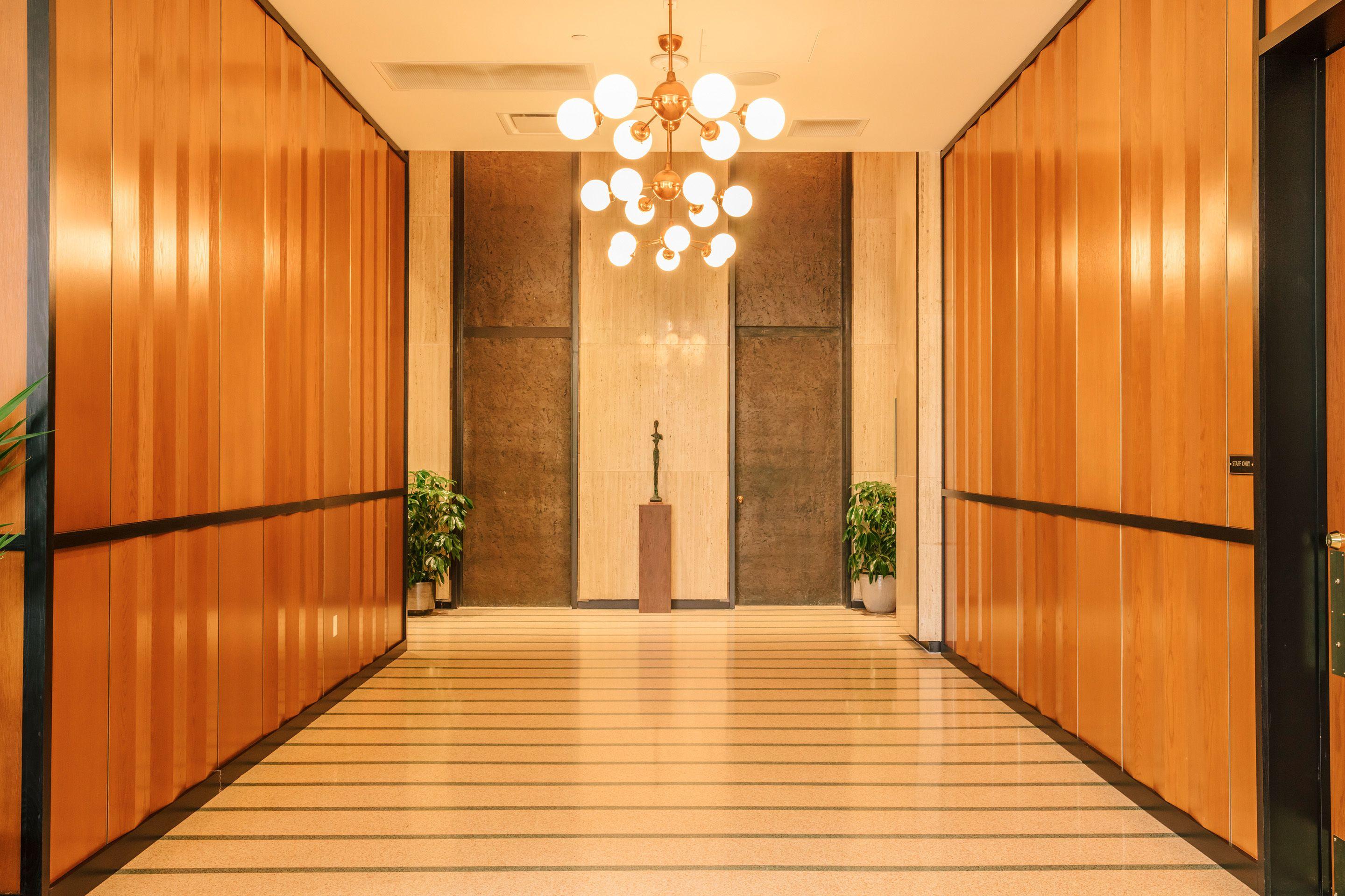 Hotel Fairlane 4*