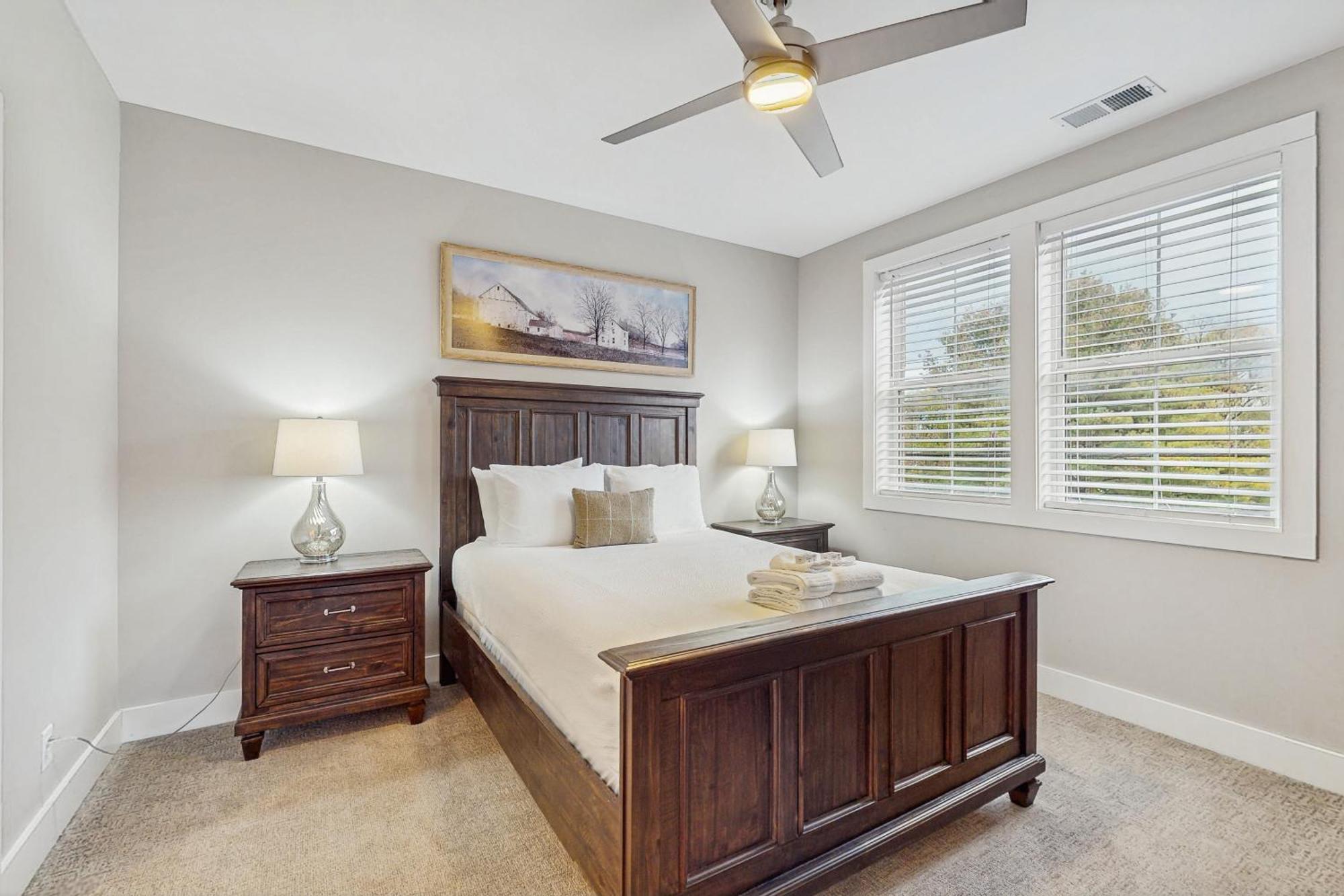 Edison 210 Apartment