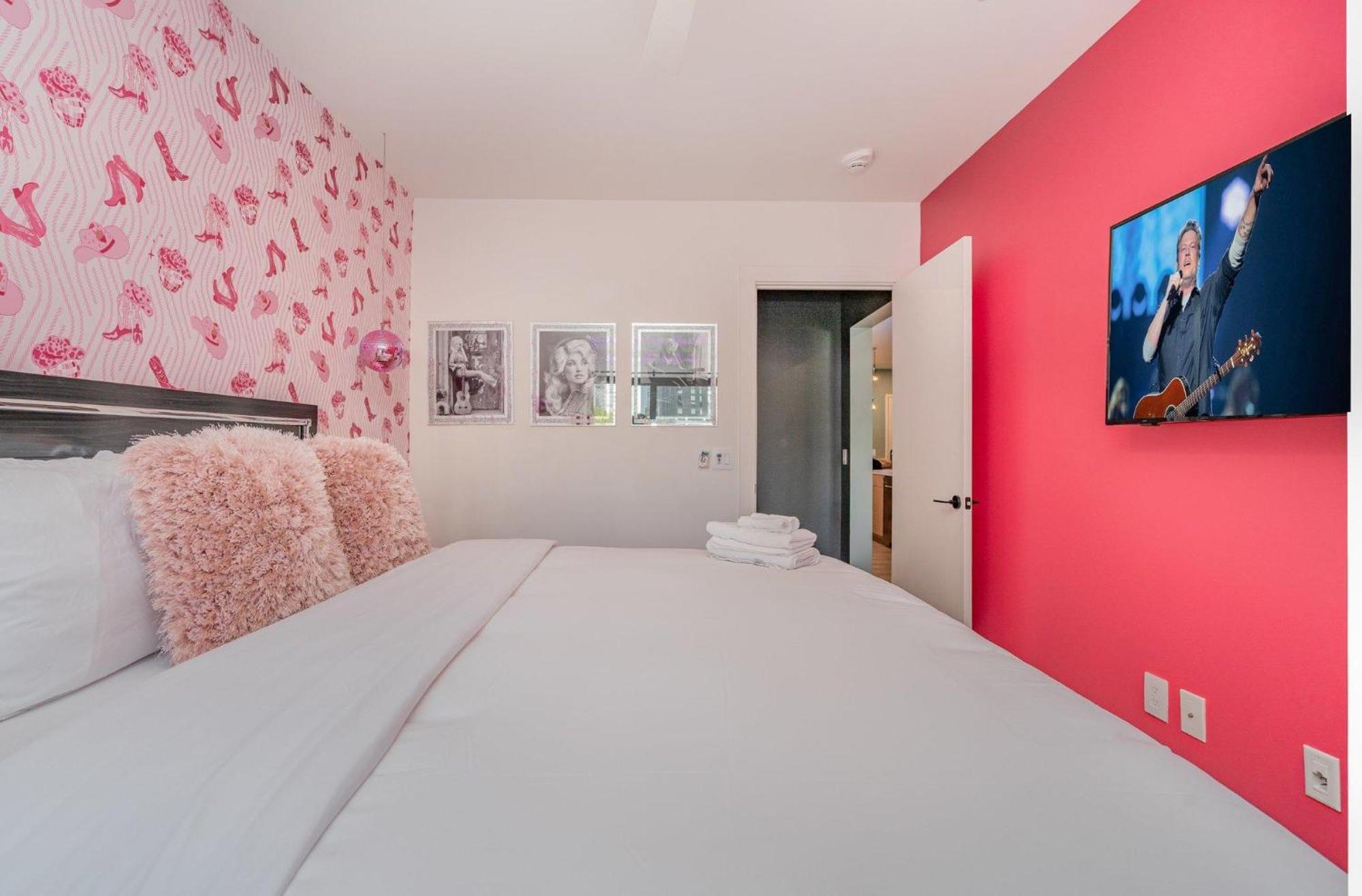 Hyve - Neon Lights - Pool & Gym - Walk To Broadway Nashville