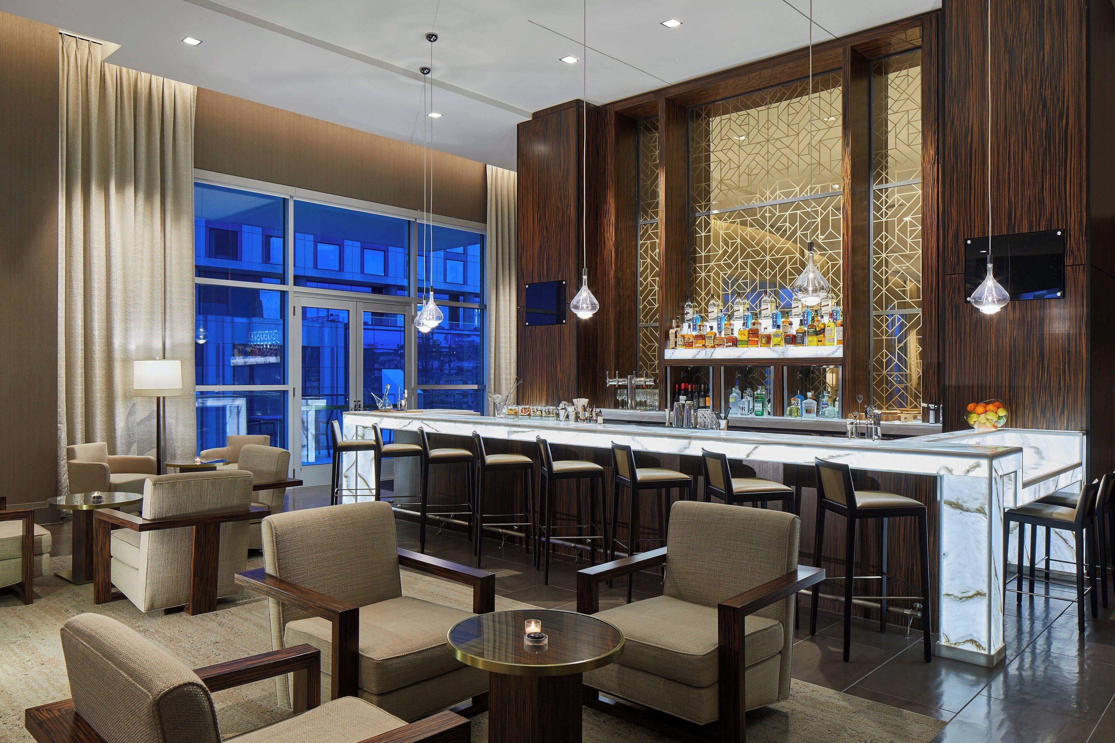 Springhill By Marriott Downtown/convention Center Hotel