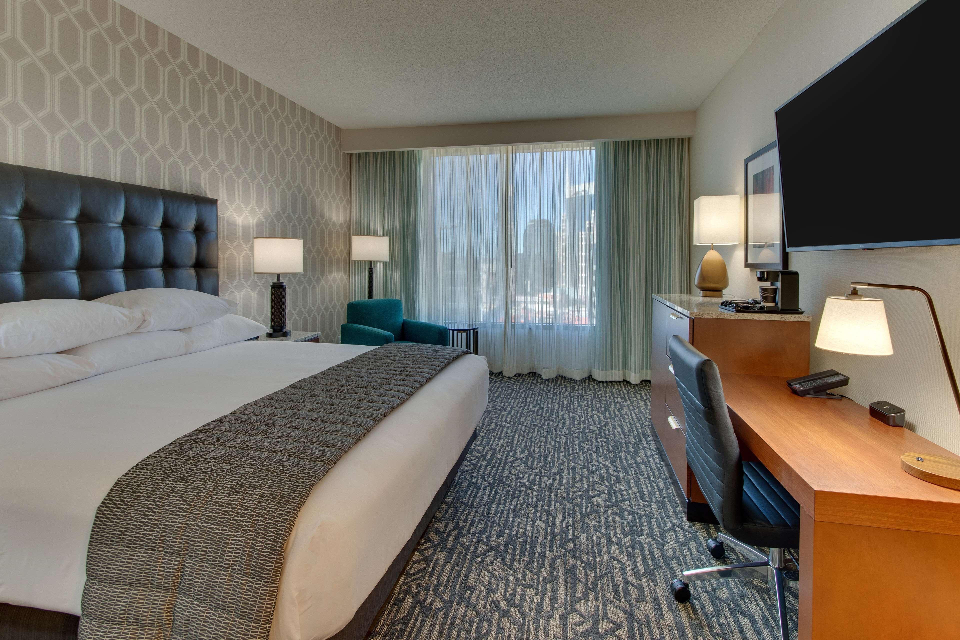 Drury Plaza Downtown Hotel Nashville