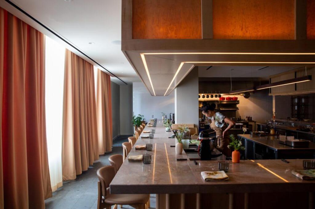 Holiday home Chic 4br With Fenced Yard Walk To Dining Parking 5 Mins To Nissan Stadium Less Than 2 Miles To Broadway Workspace Parking 24 Hr Hospitality Great For Families *