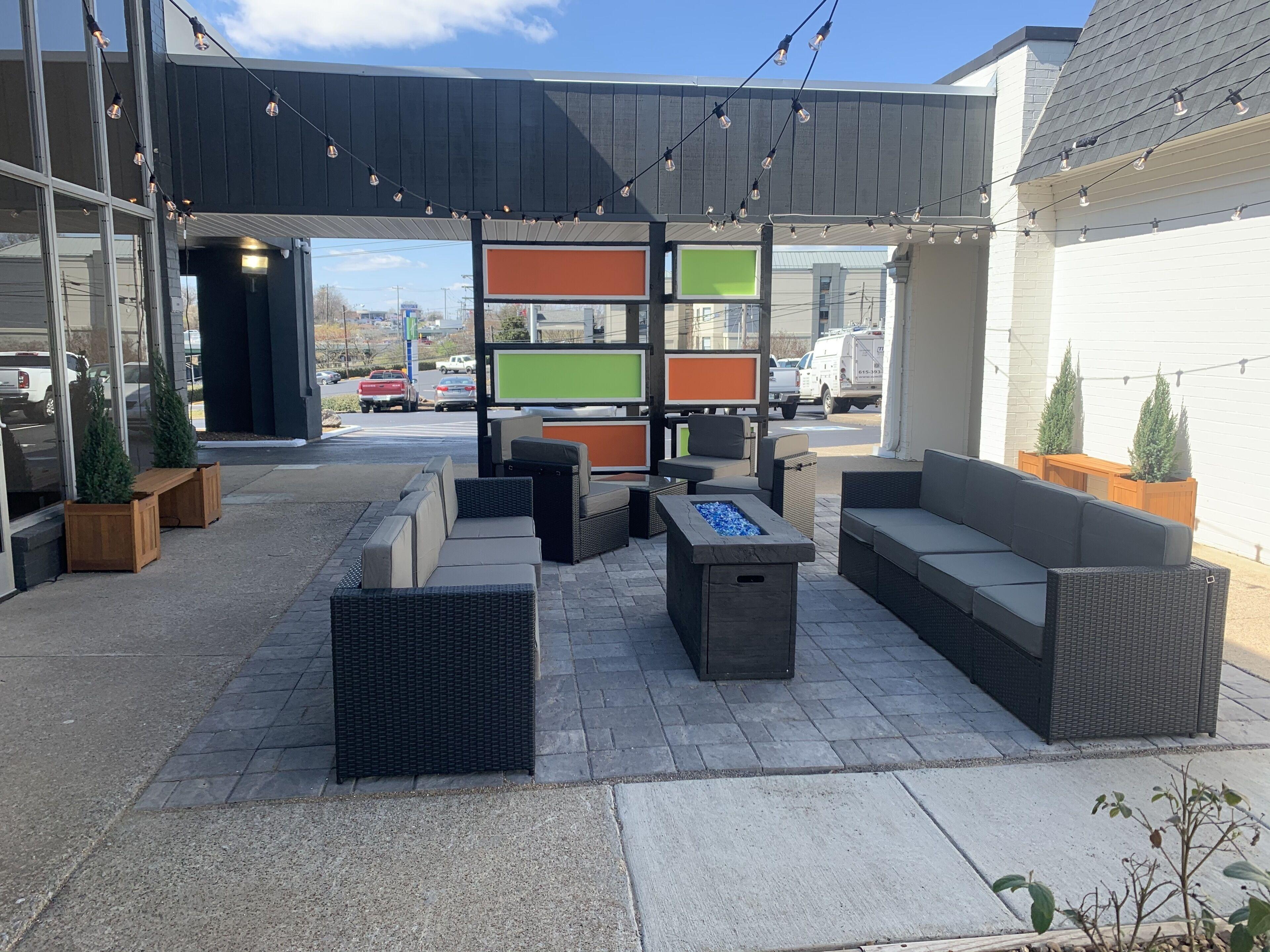 Hotel Hillside Crossing