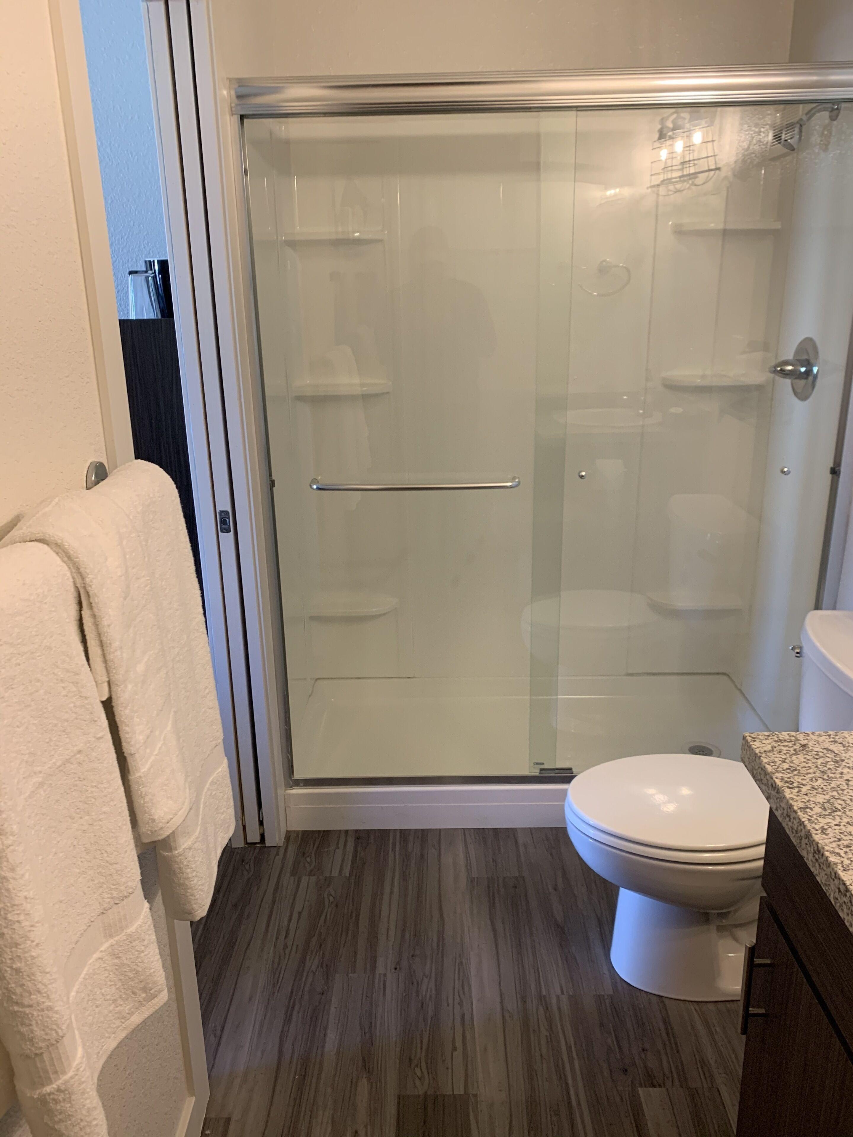 Hillside Crossing Hotel