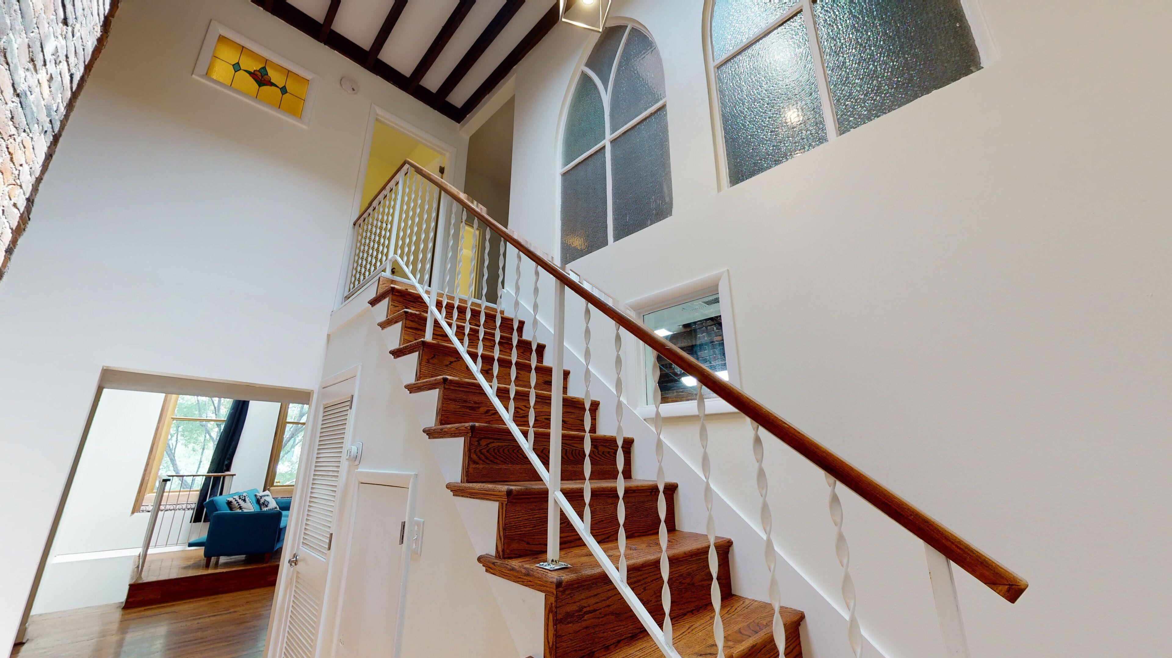 The Lofts At 107 Aparthotel